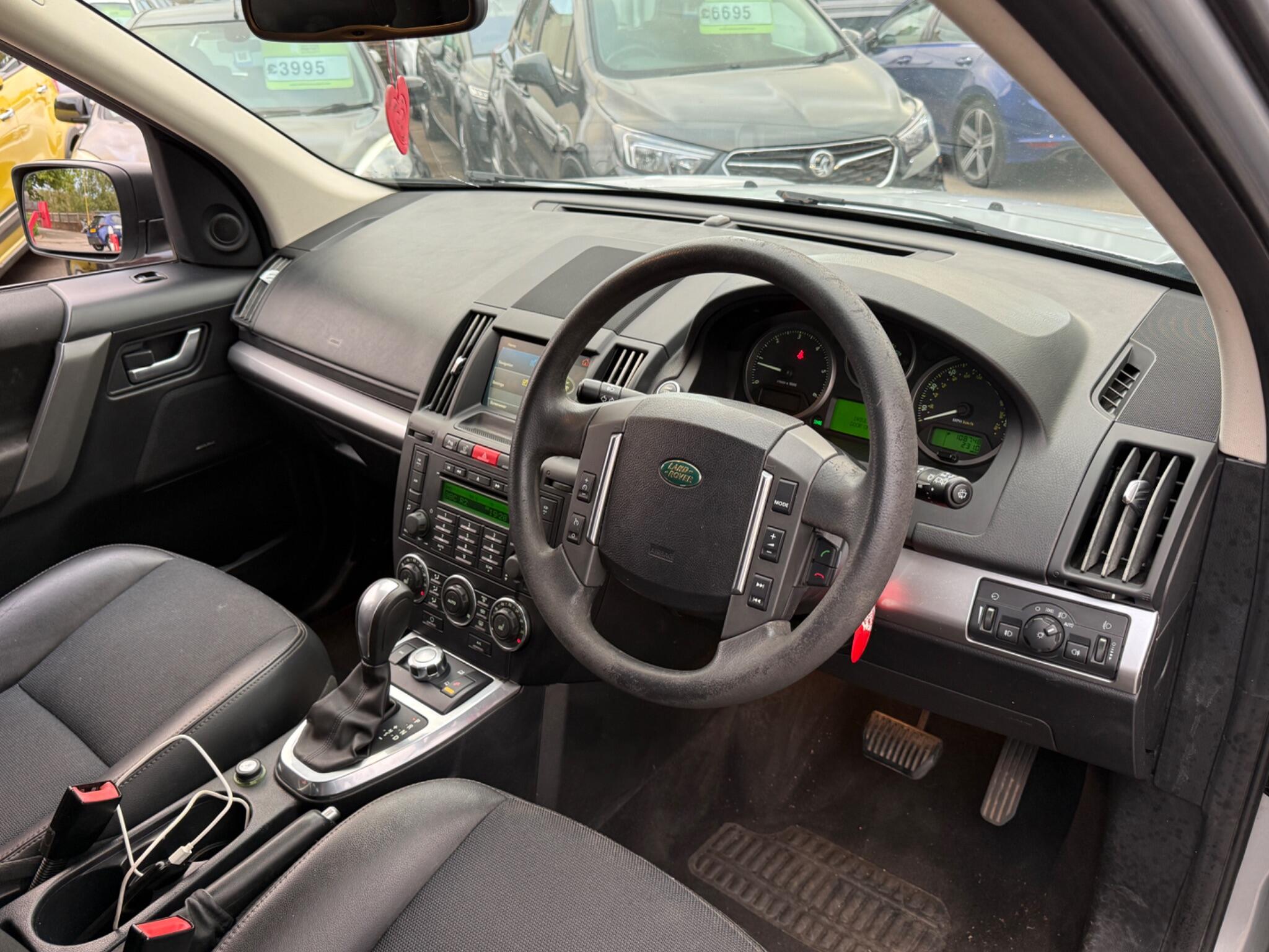 Land Rover Freelander 2 - Image 10