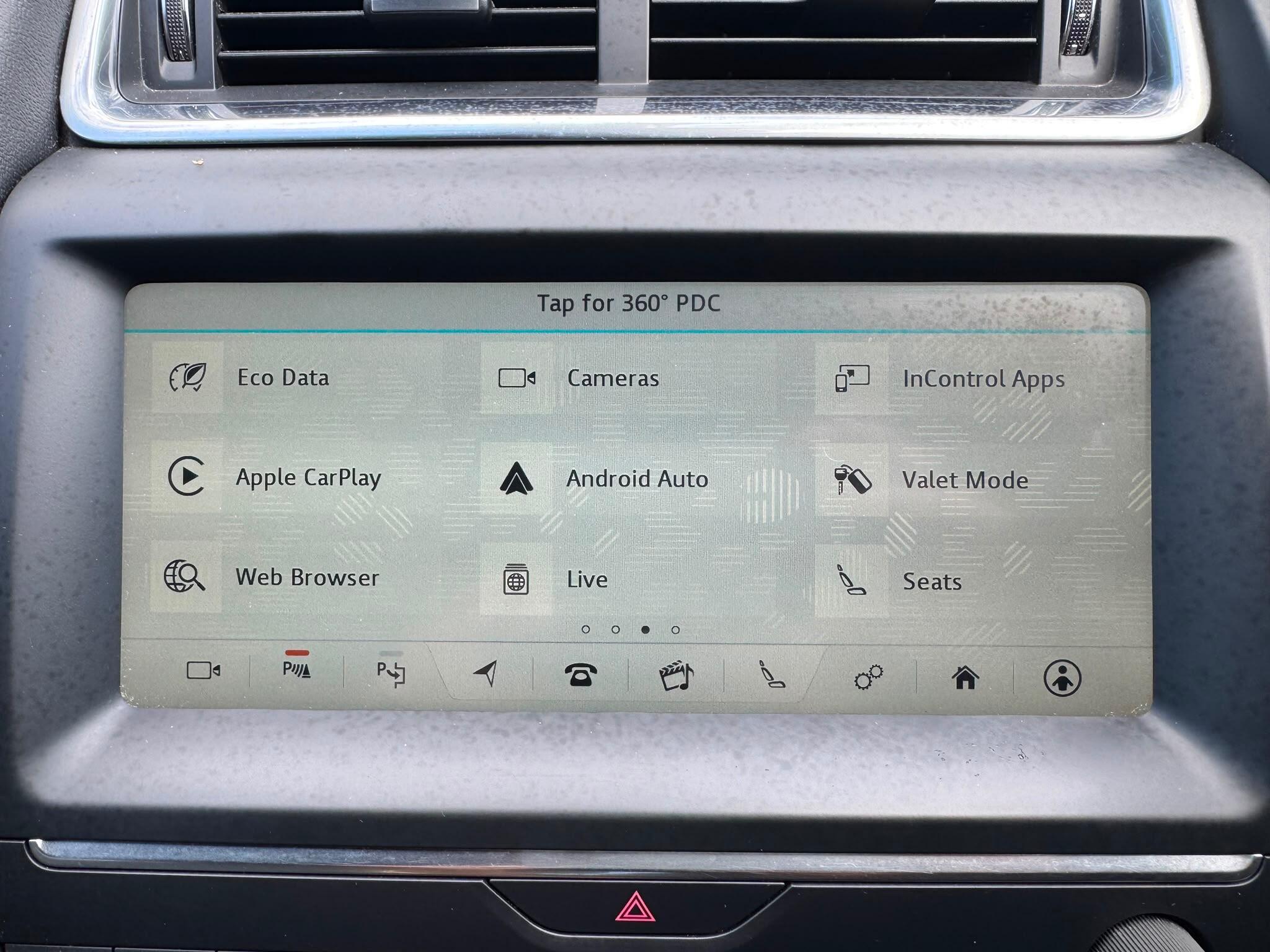 Jaguar E-Pace view 44