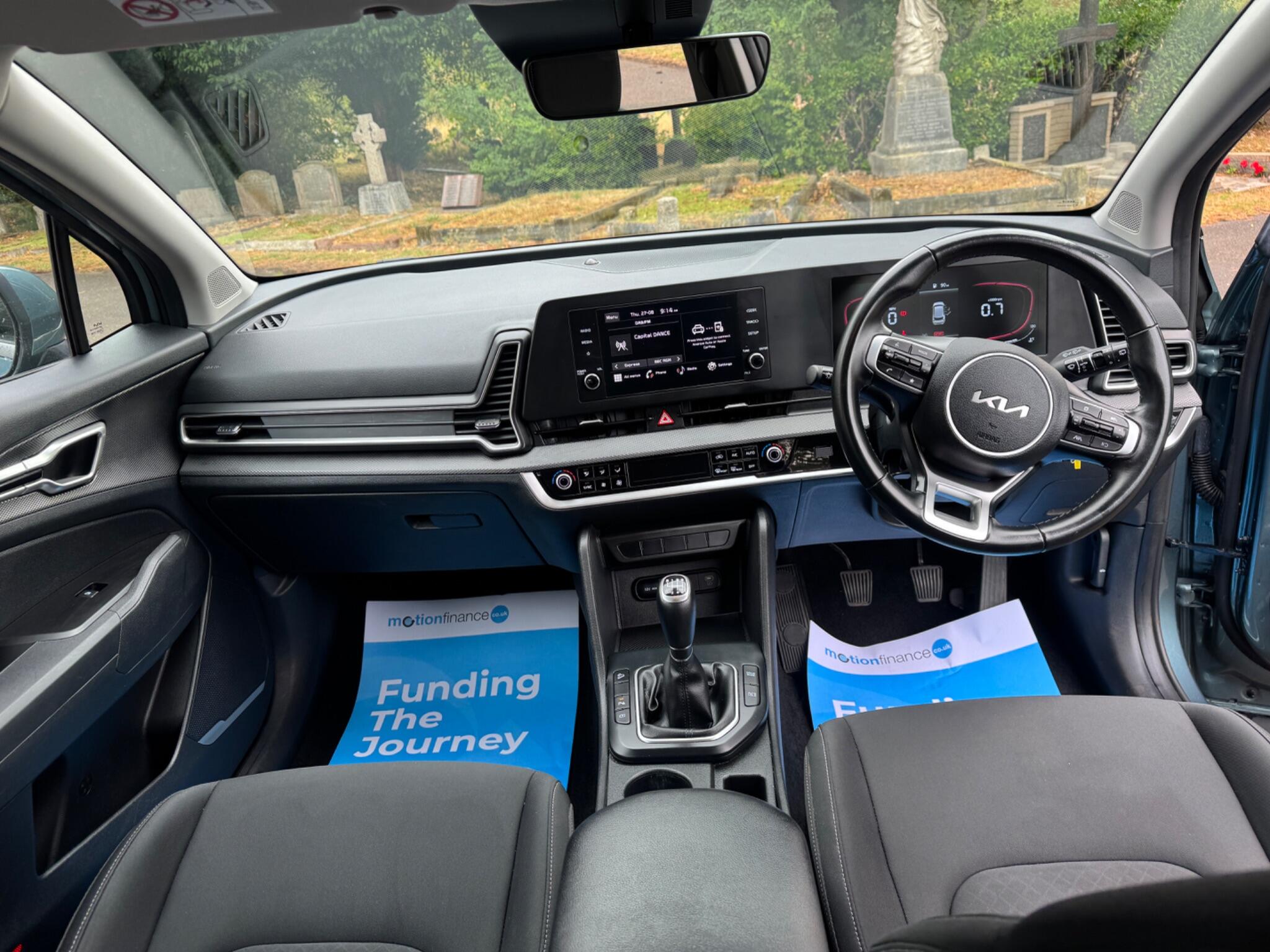 Kia Sportage view 25