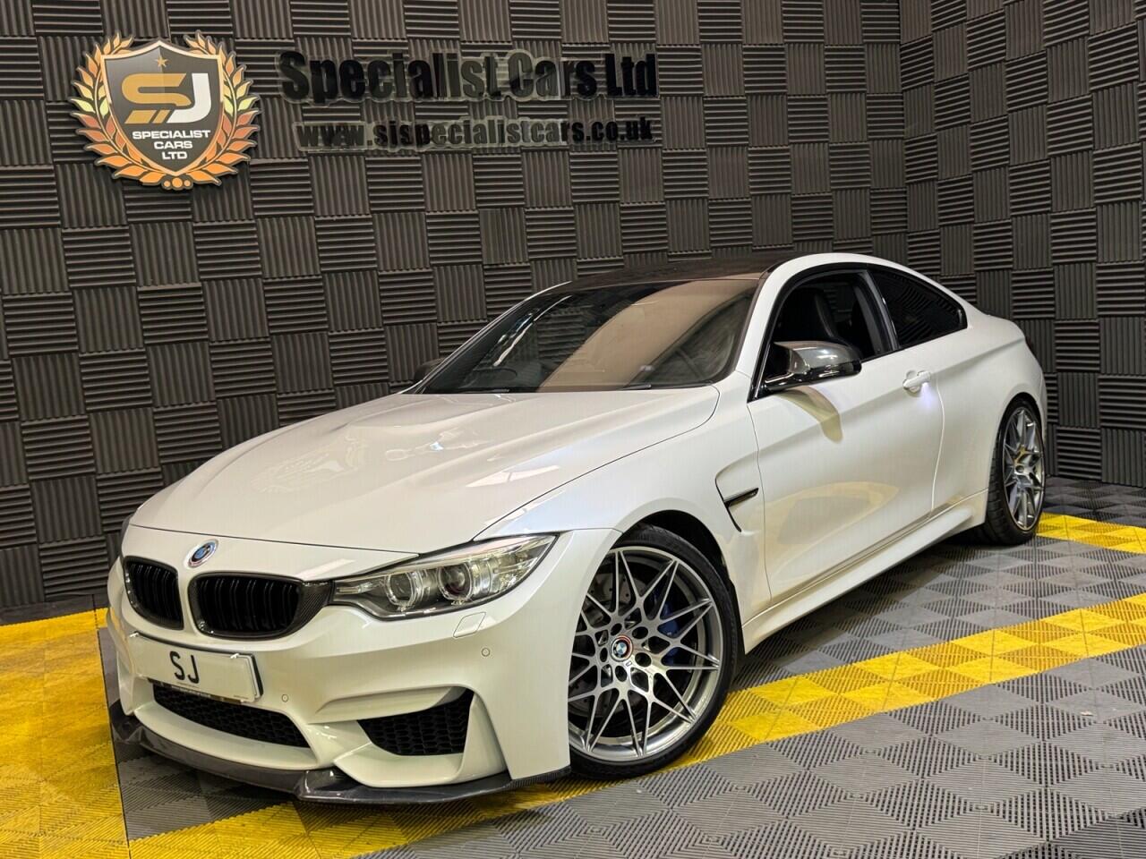 BMW M4 view 7