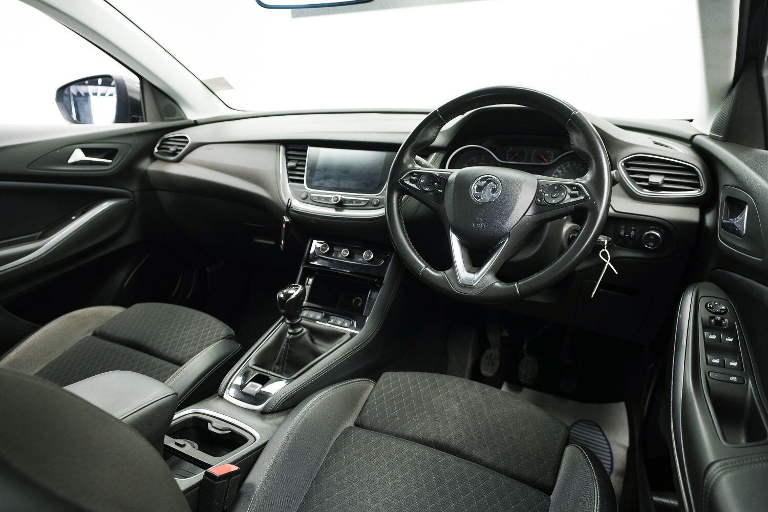Vauxhall Grandland X view 11