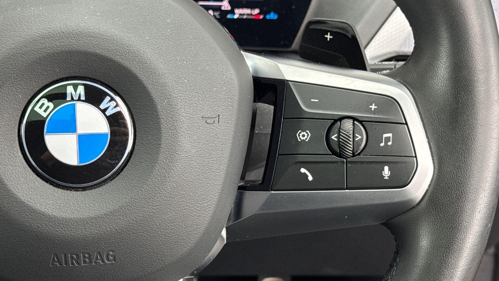 BMW 1 Series view 19