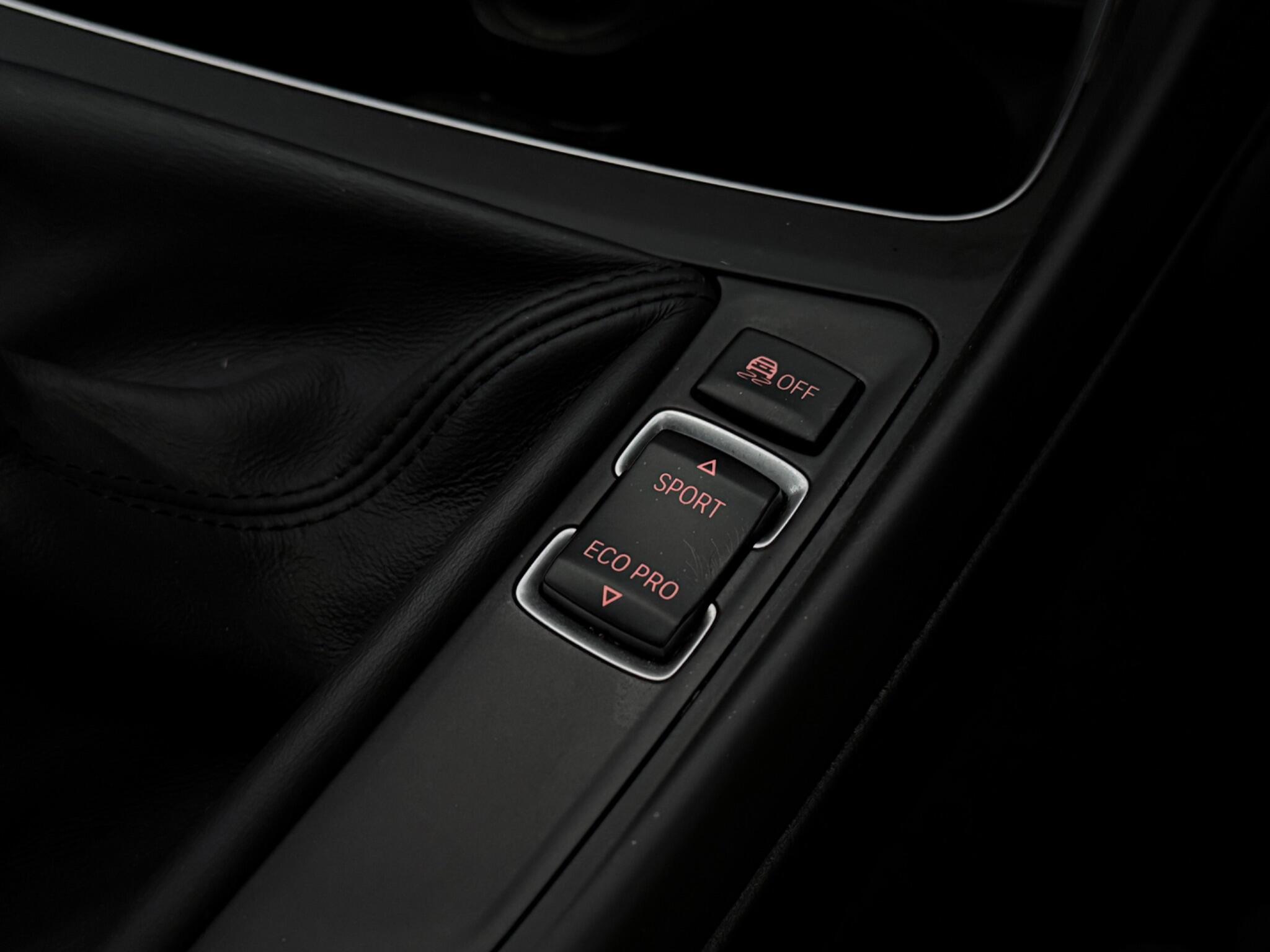 BMW 2 Series view 19