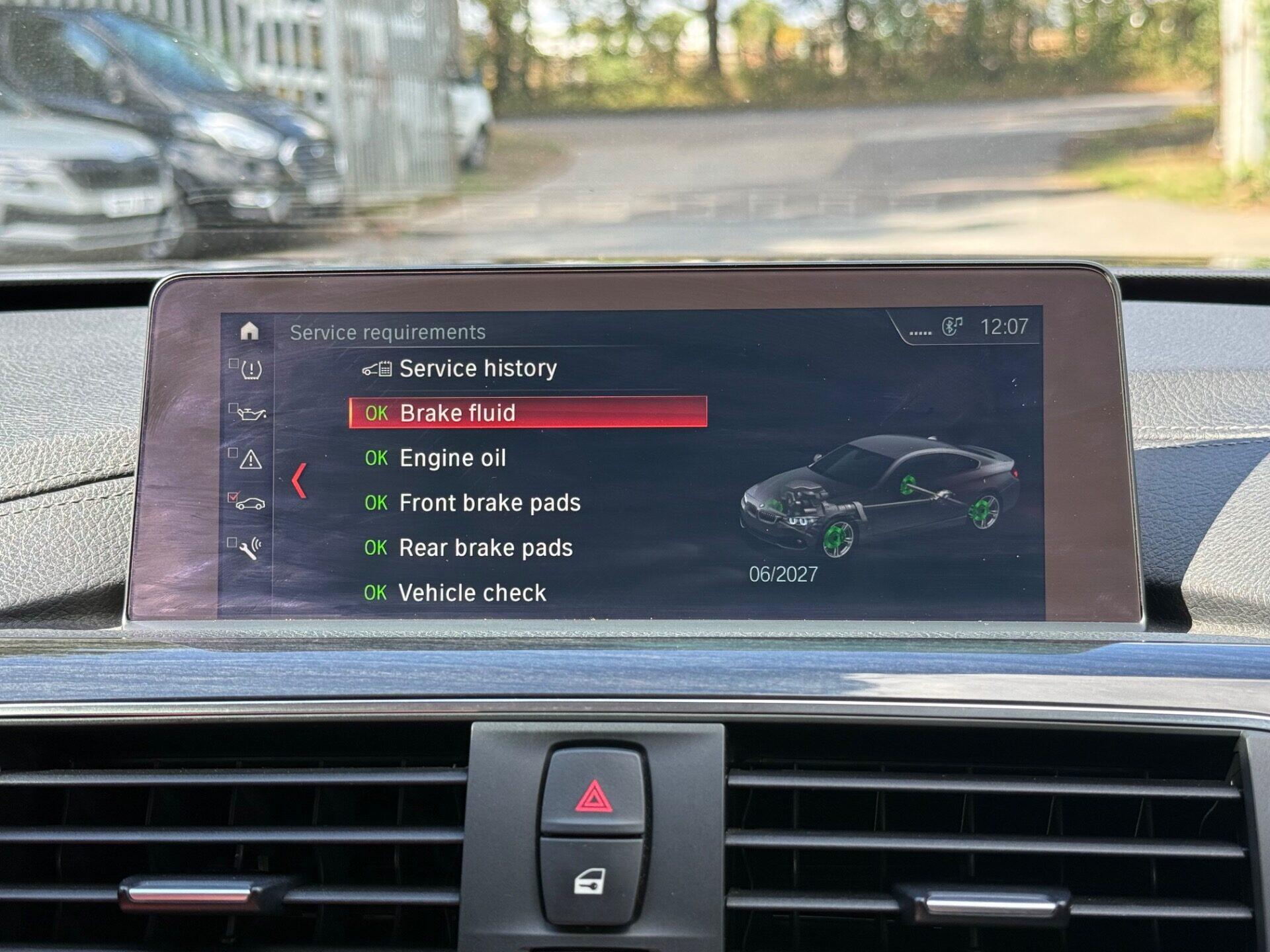 BMW 4 Series view 44