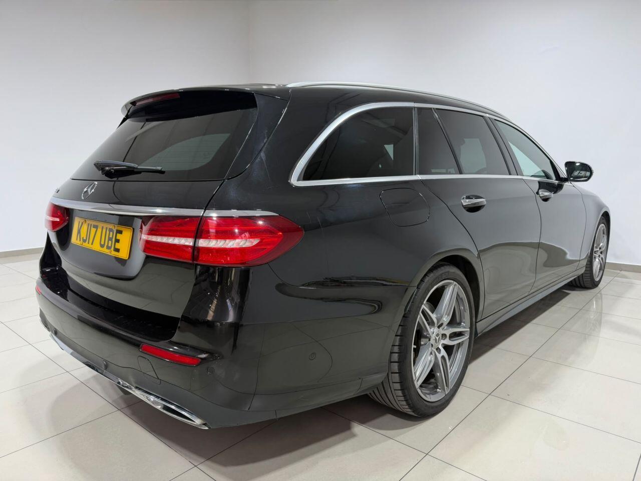 Mercedes-Benz E-Class view 10
