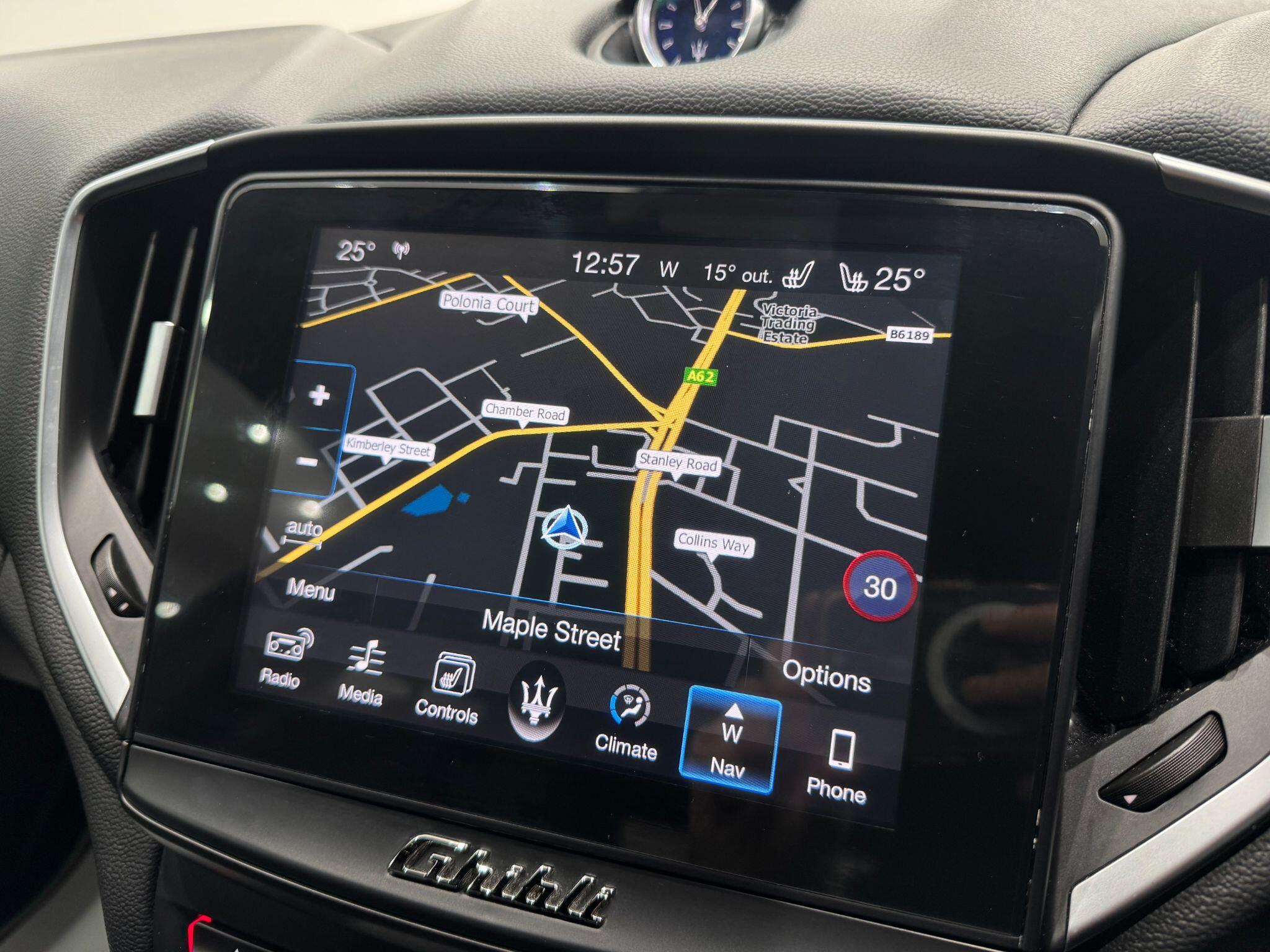 Maserati Ghibli view 33