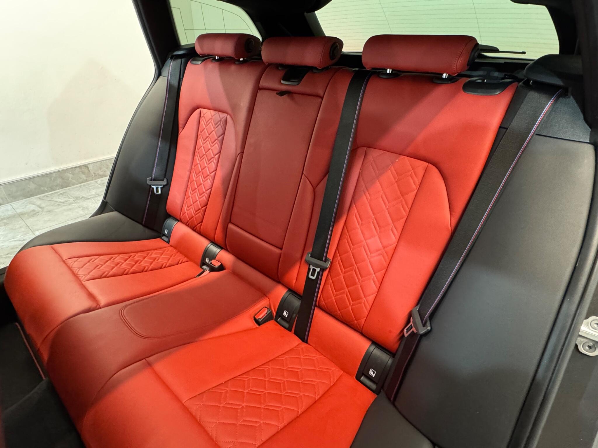 BMW 3 Series view 59