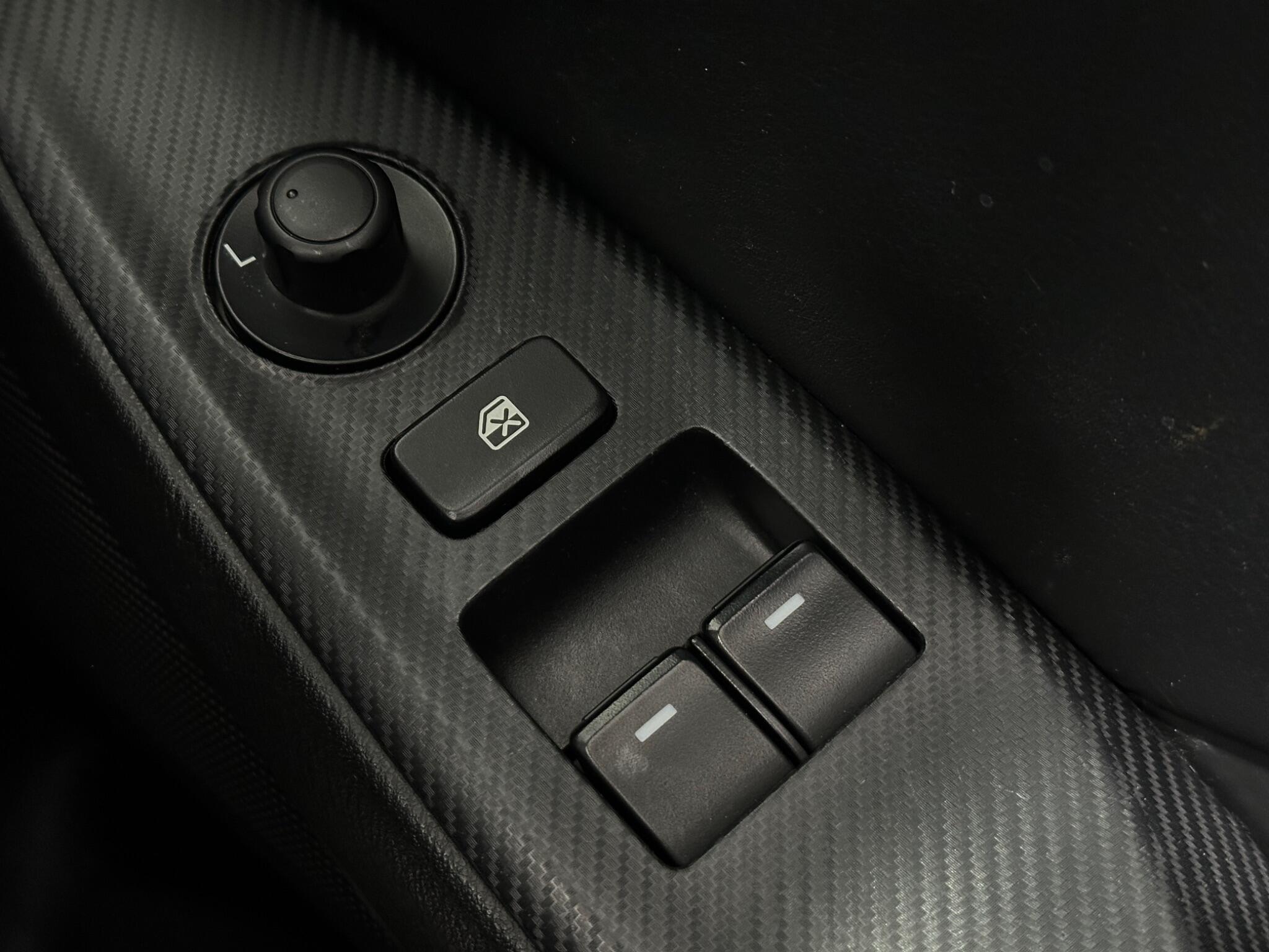 Mazda MX-5 view 18