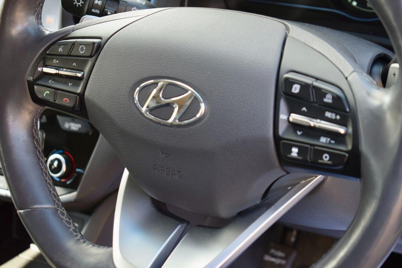 Hyundai Ioniq view 30