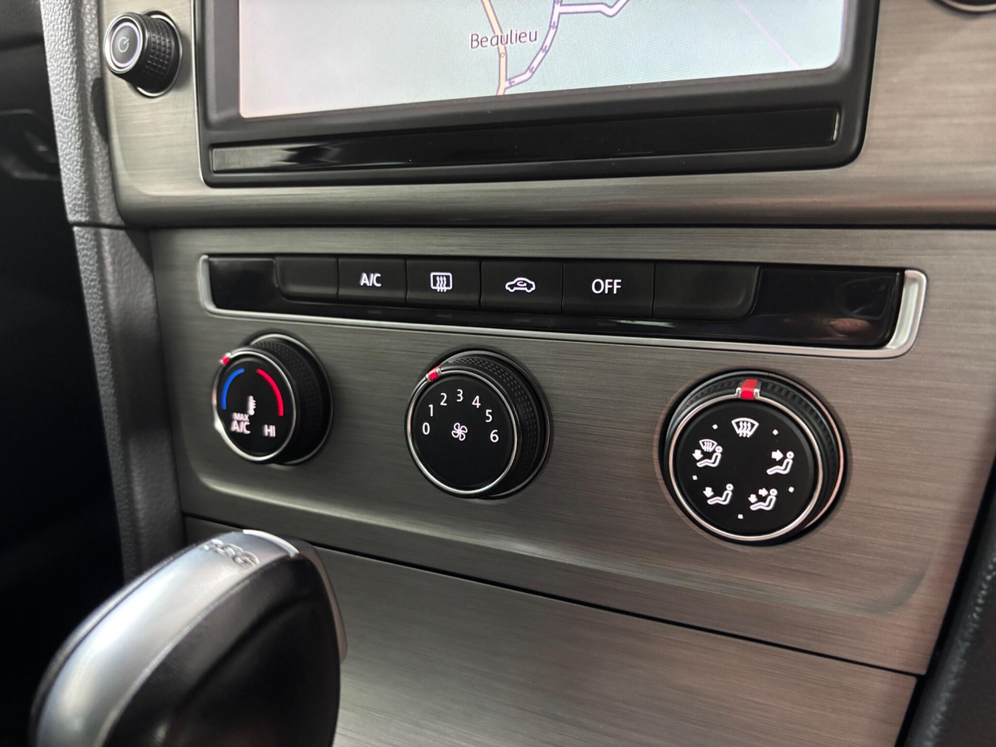 Volkswagen Golf view 37