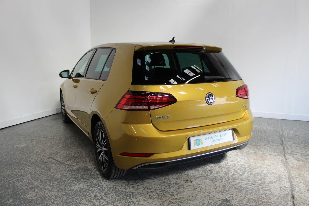 Volkswagen Golf view 7
