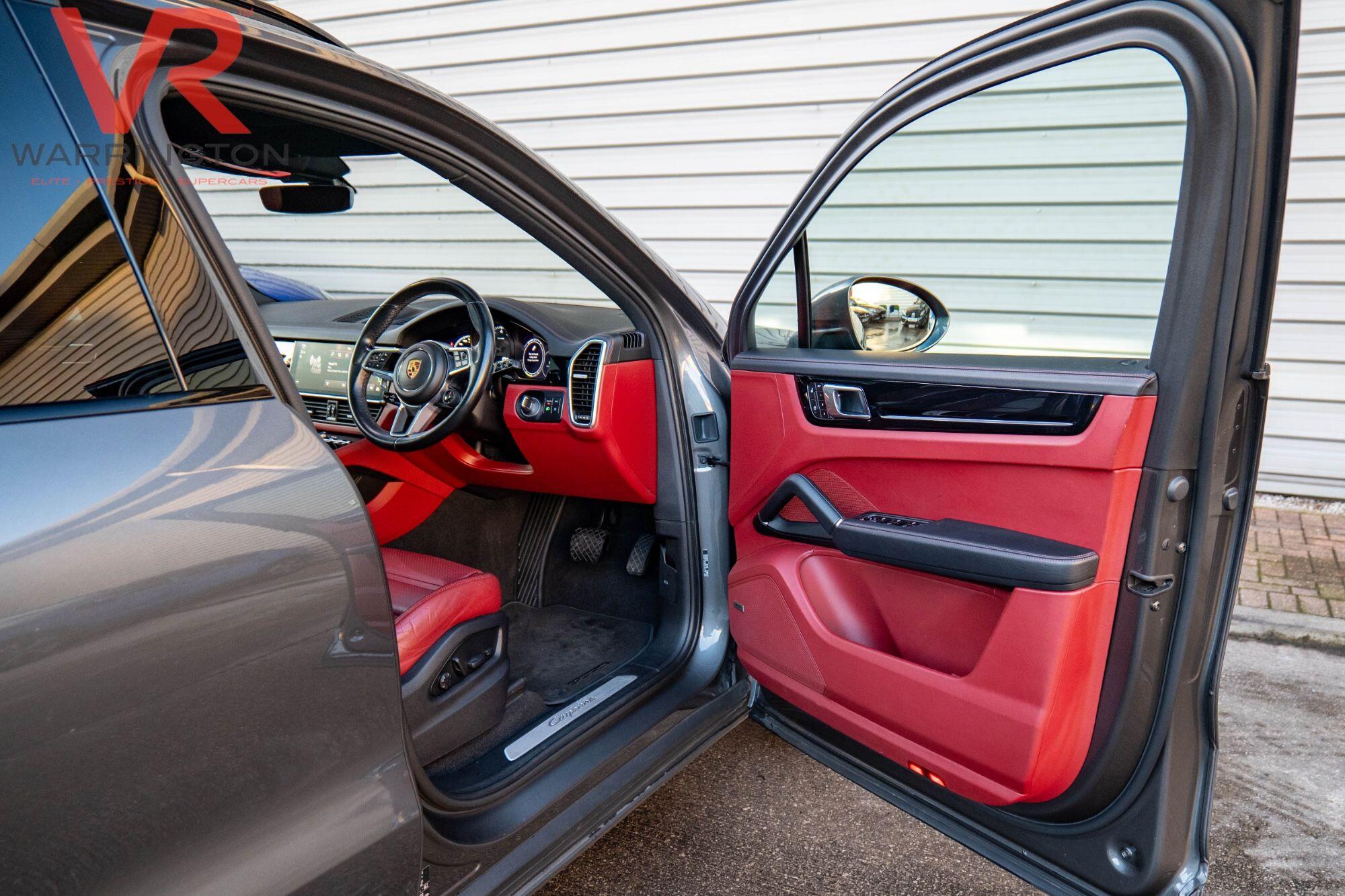 Porsche Cayenne view 21