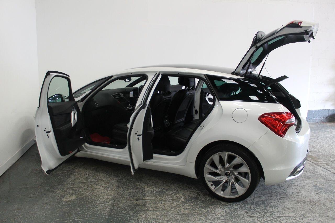 Citroen DS5 view 22
