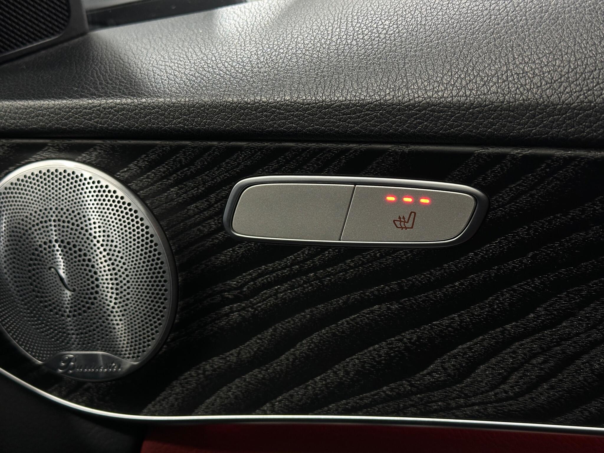 Mercedes-Benz C Class view 20