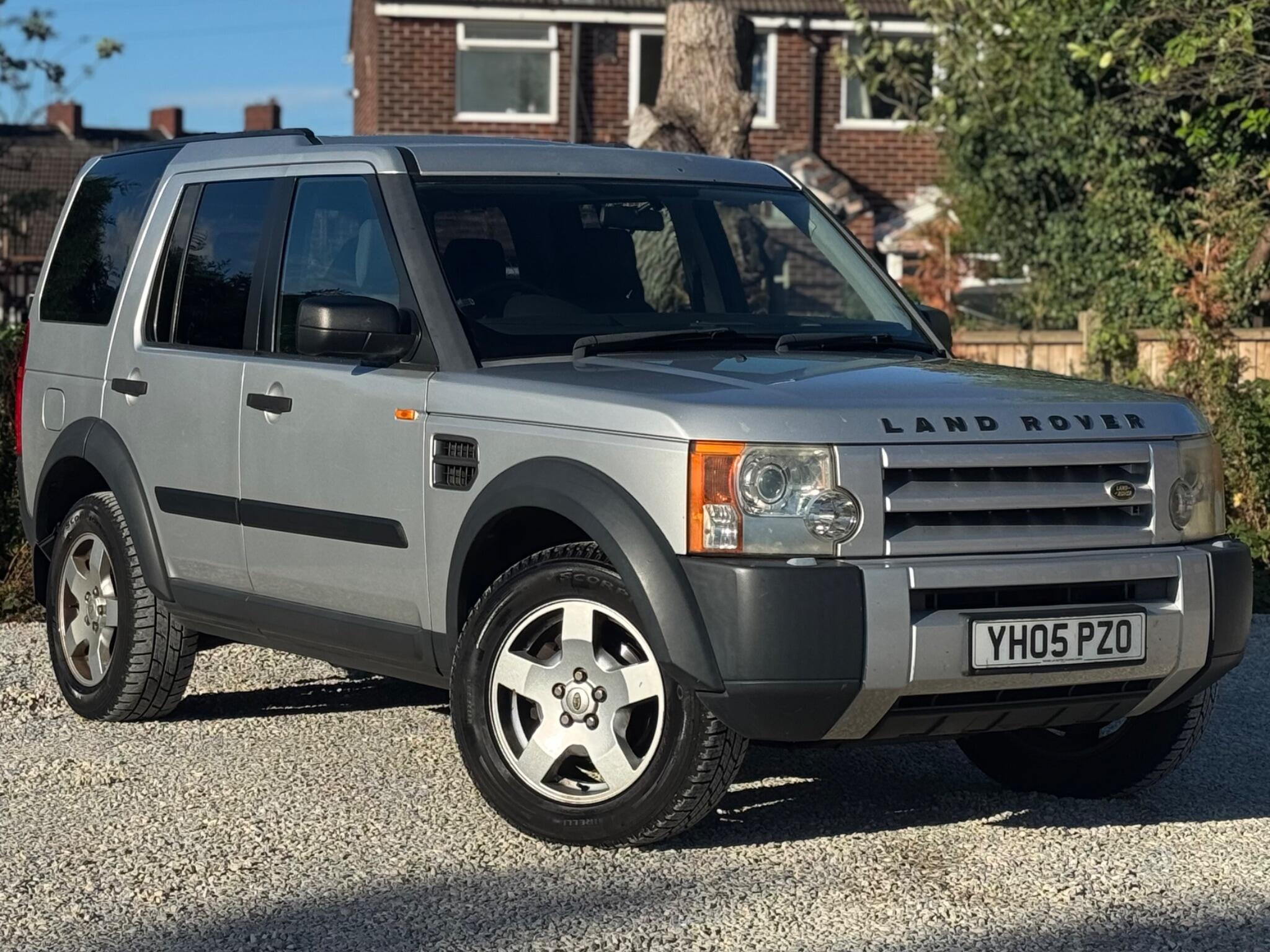 2005 Land Rover Discovery in Silver for sale