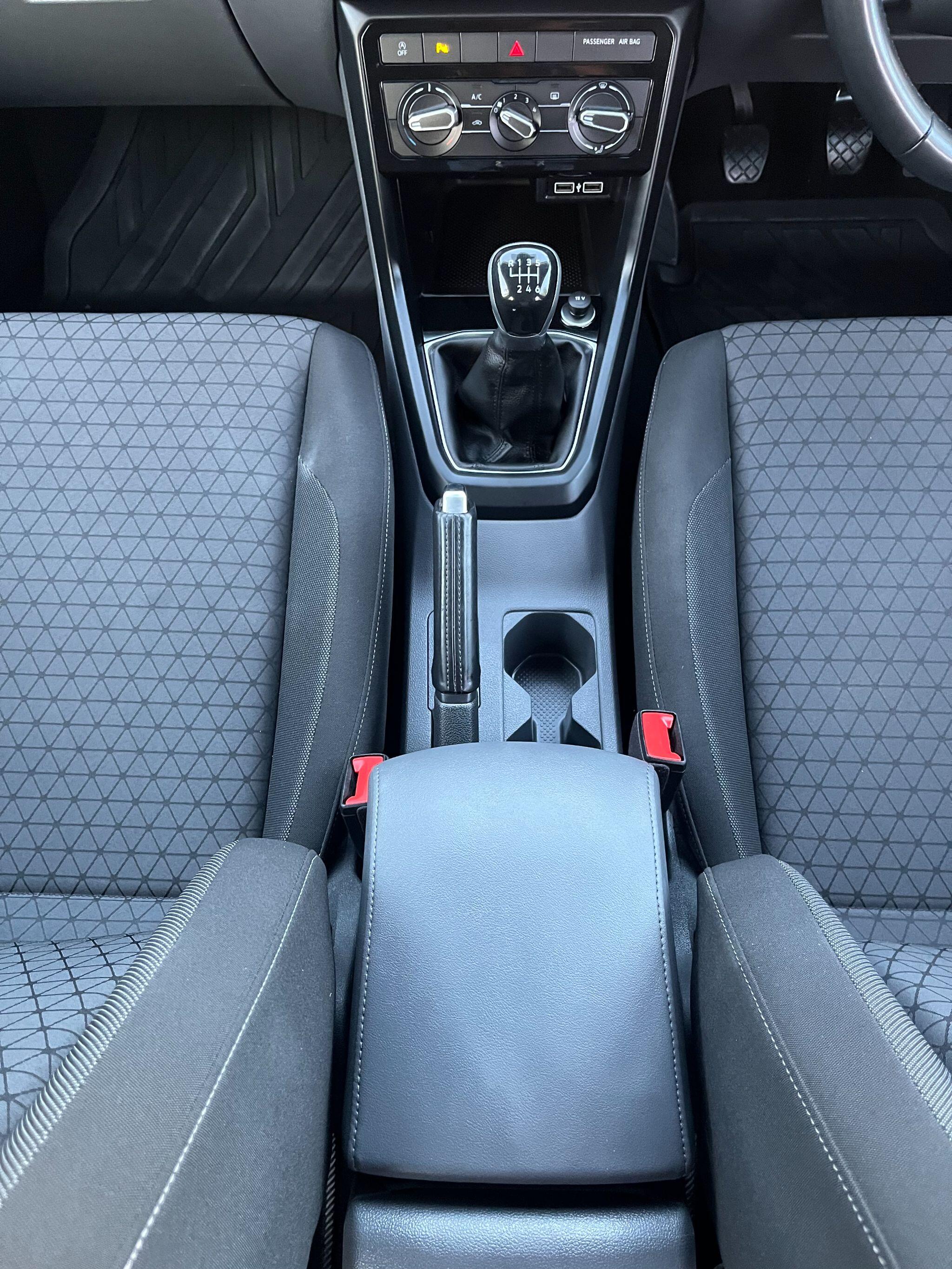 Volkswagen T-Cross view 11