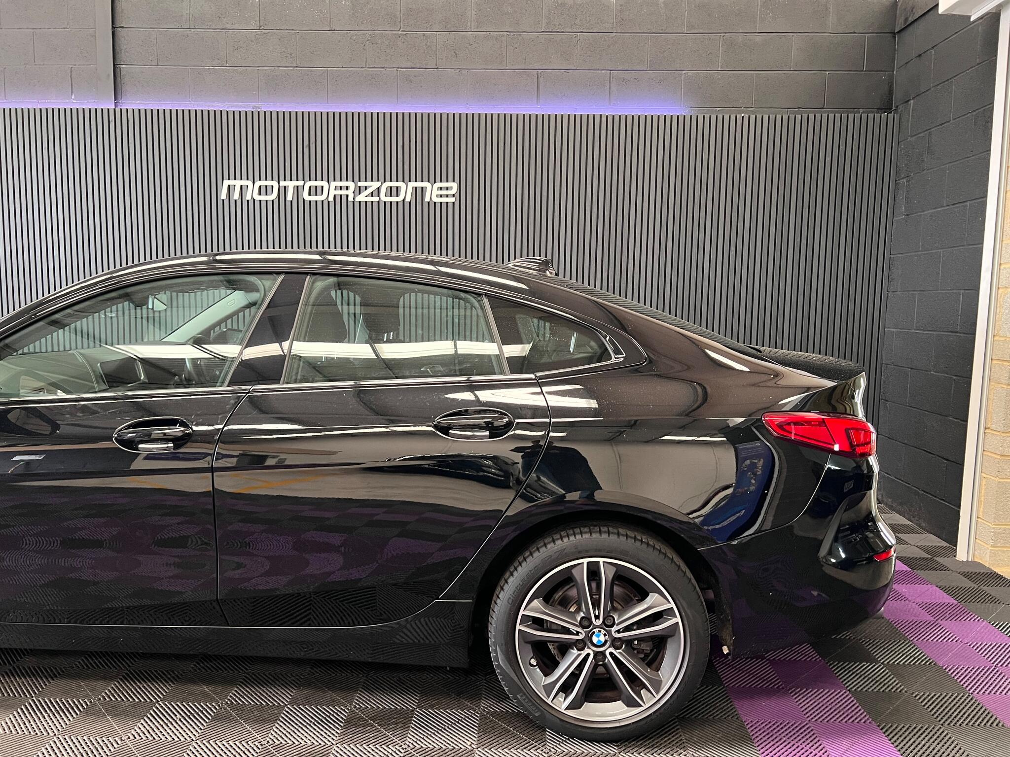 BMW 2 Series view 17