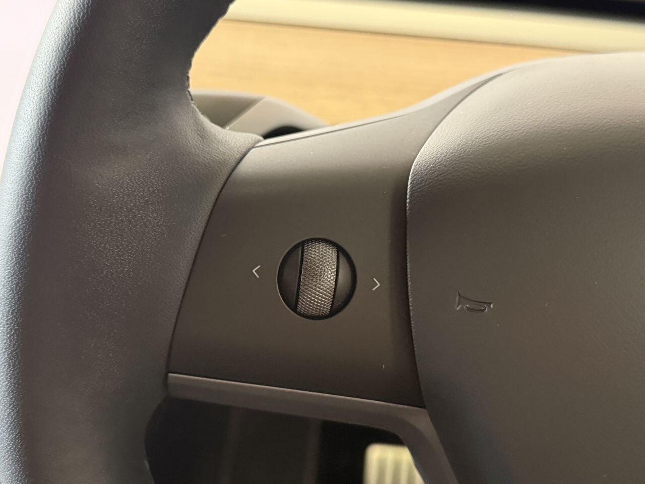 Tesla Model Y view 38