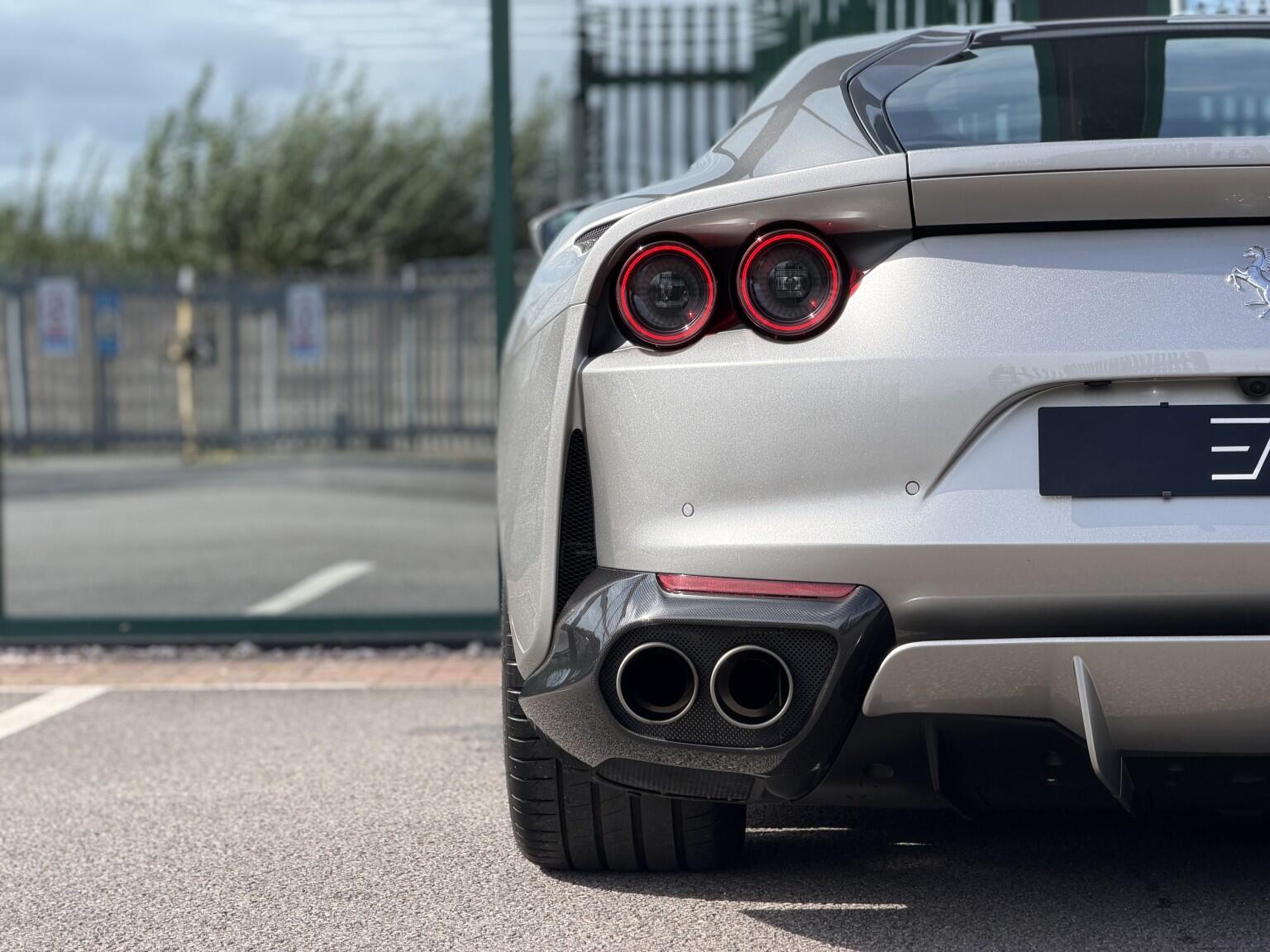 Ferrari 812 view 32