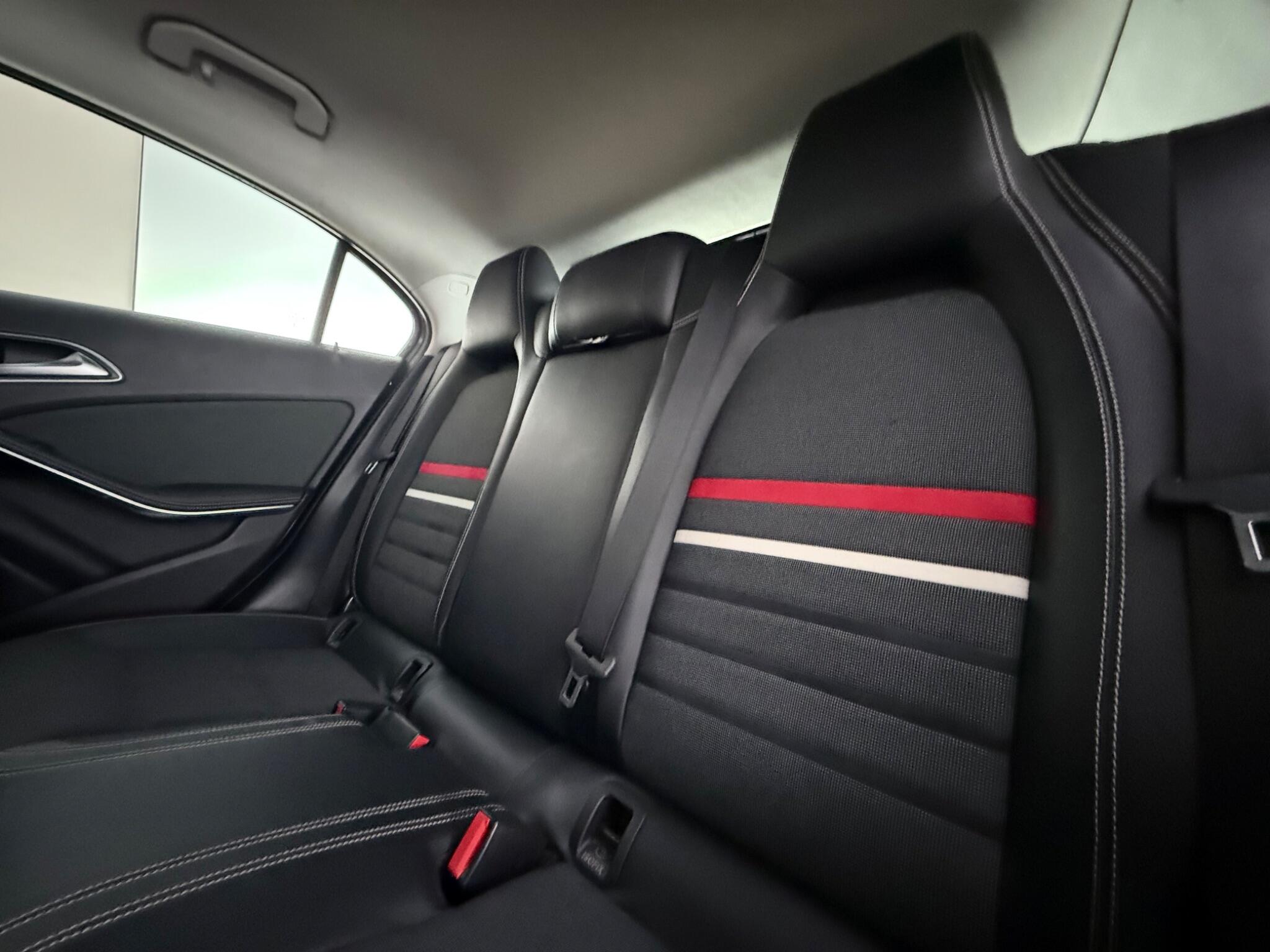 Mercedes-Benz A-Class view 23