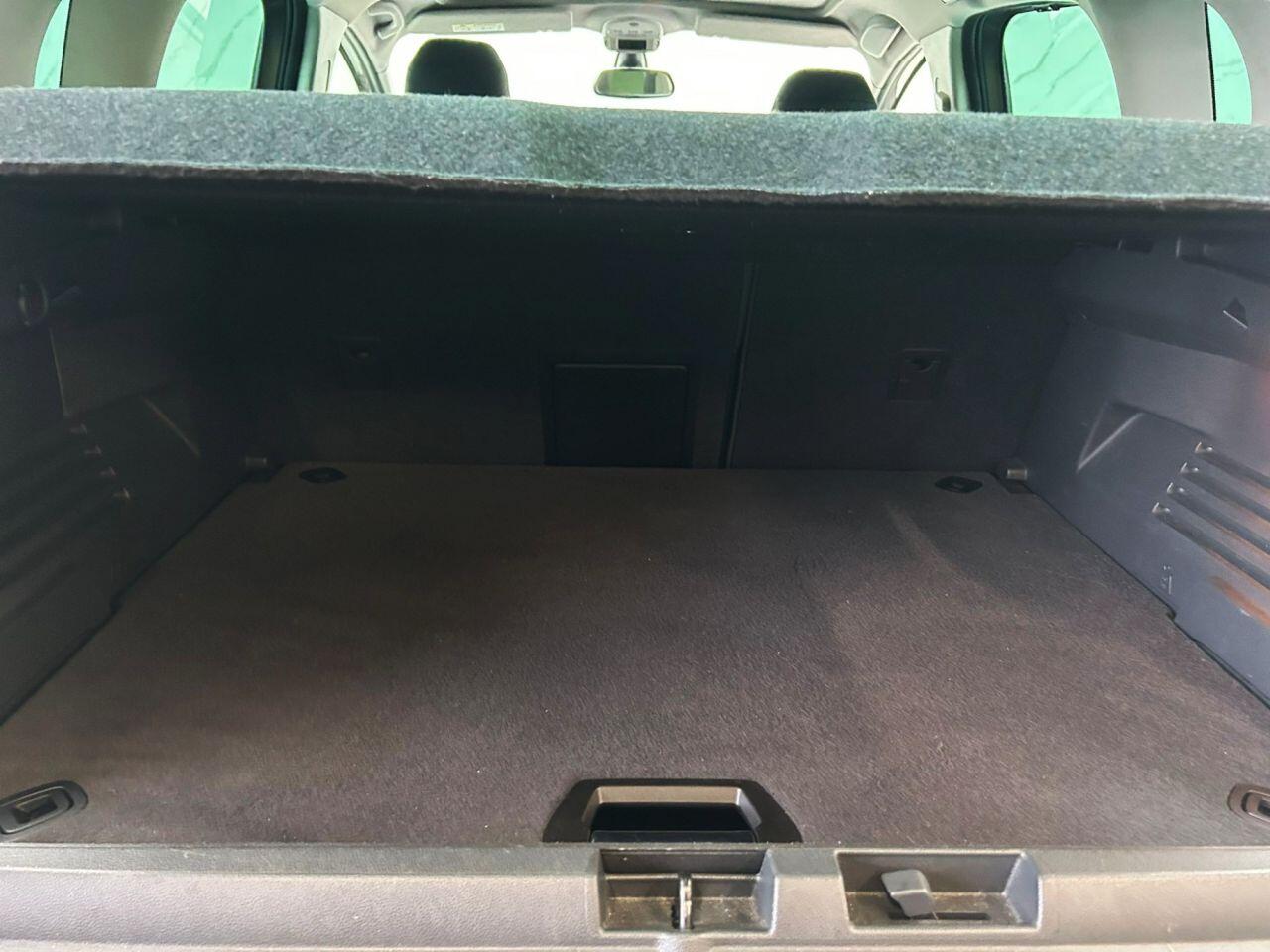 Peugeot 3008 view 19