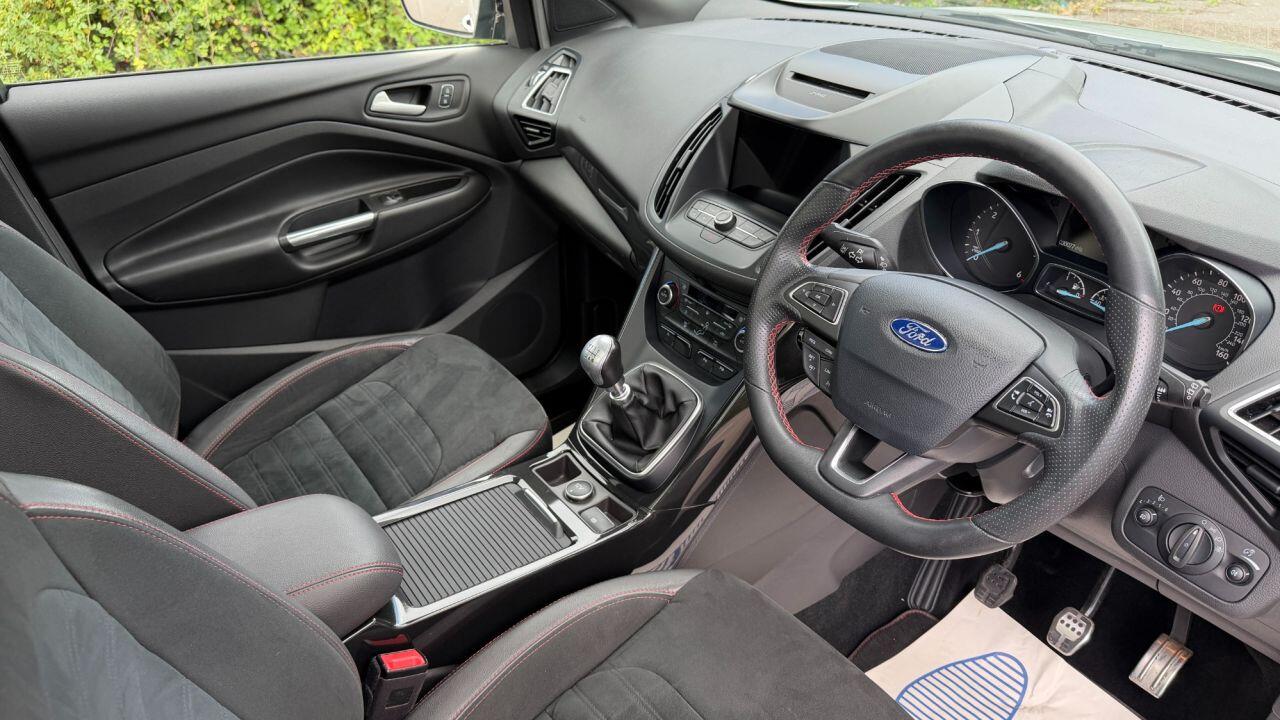 Ford Kuga view 10