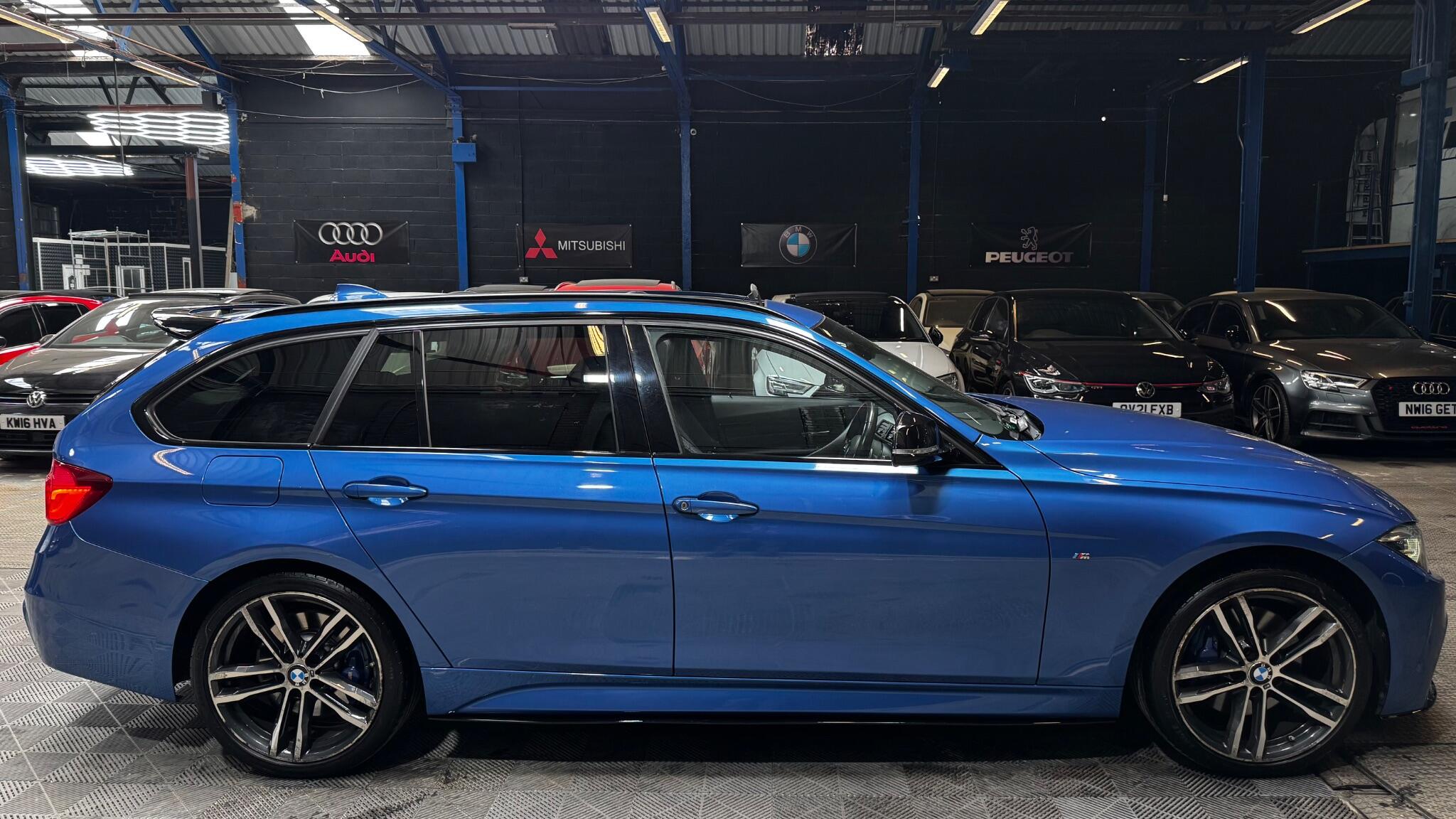 BMW 3 Series view 12