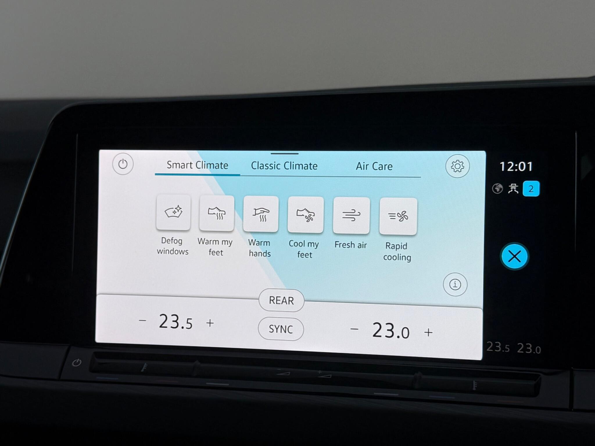 Volkswagen Golf view 24