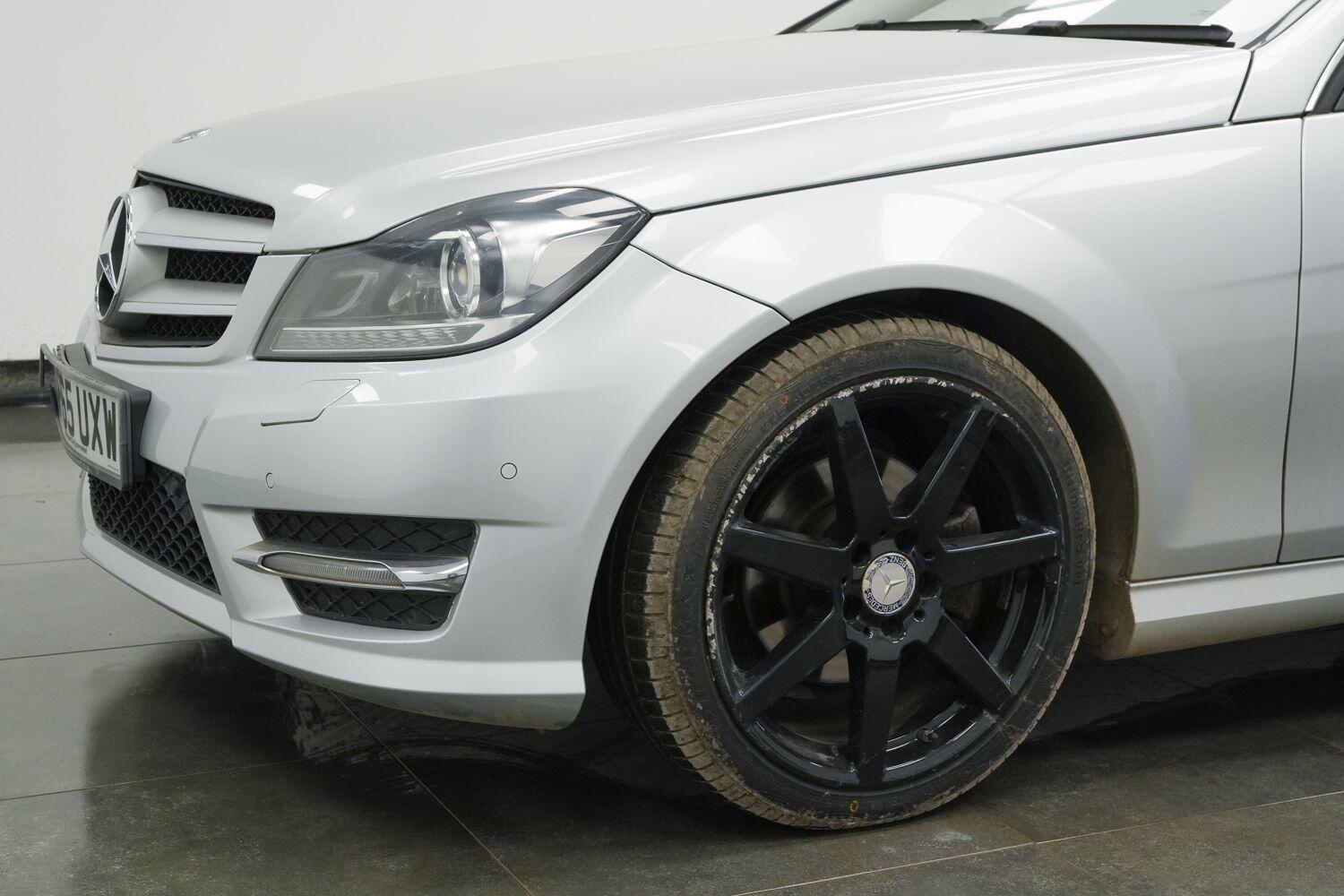 Mercedes-Benz C Class view 6