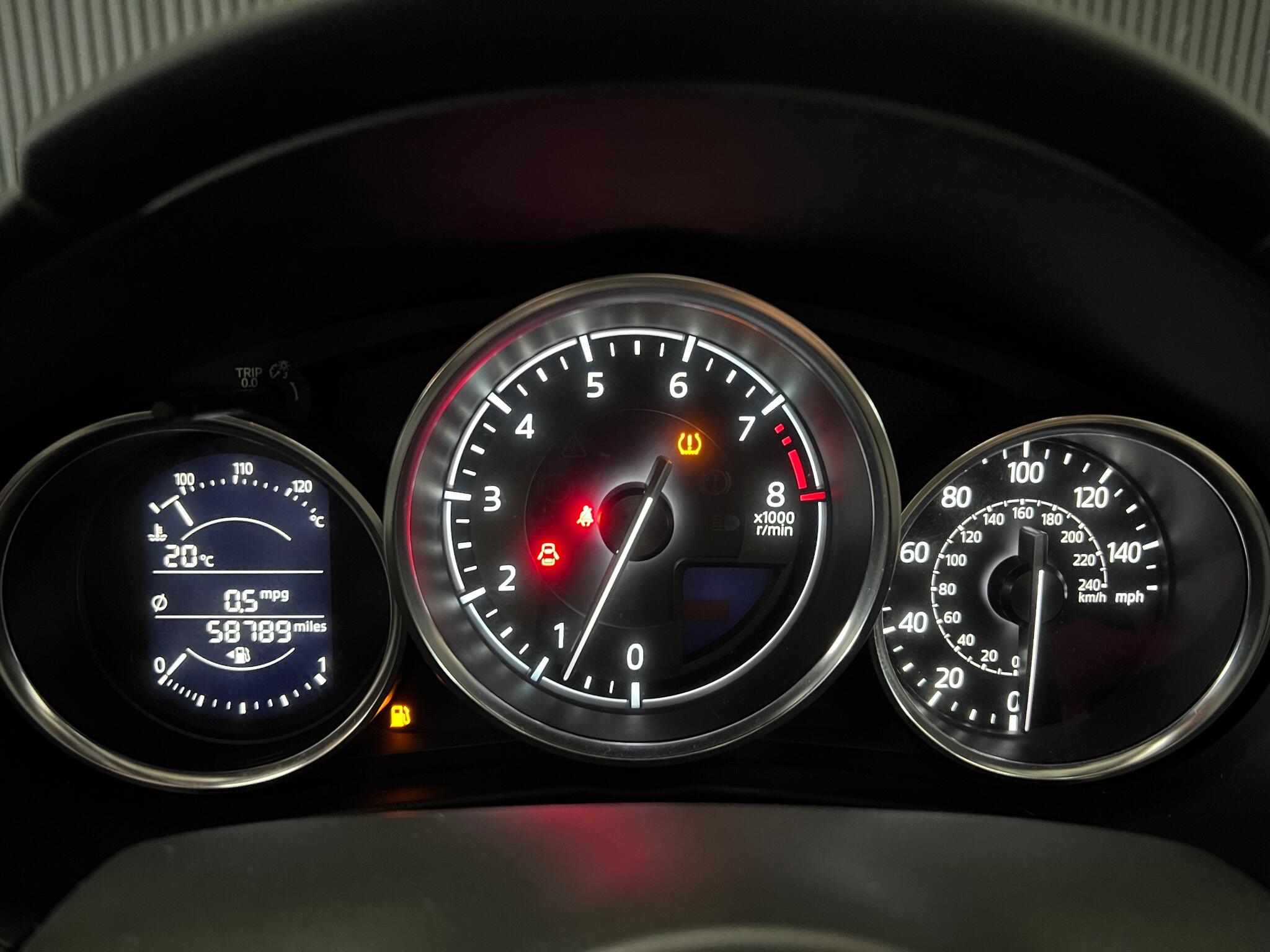 Mazda MX-5 view 23