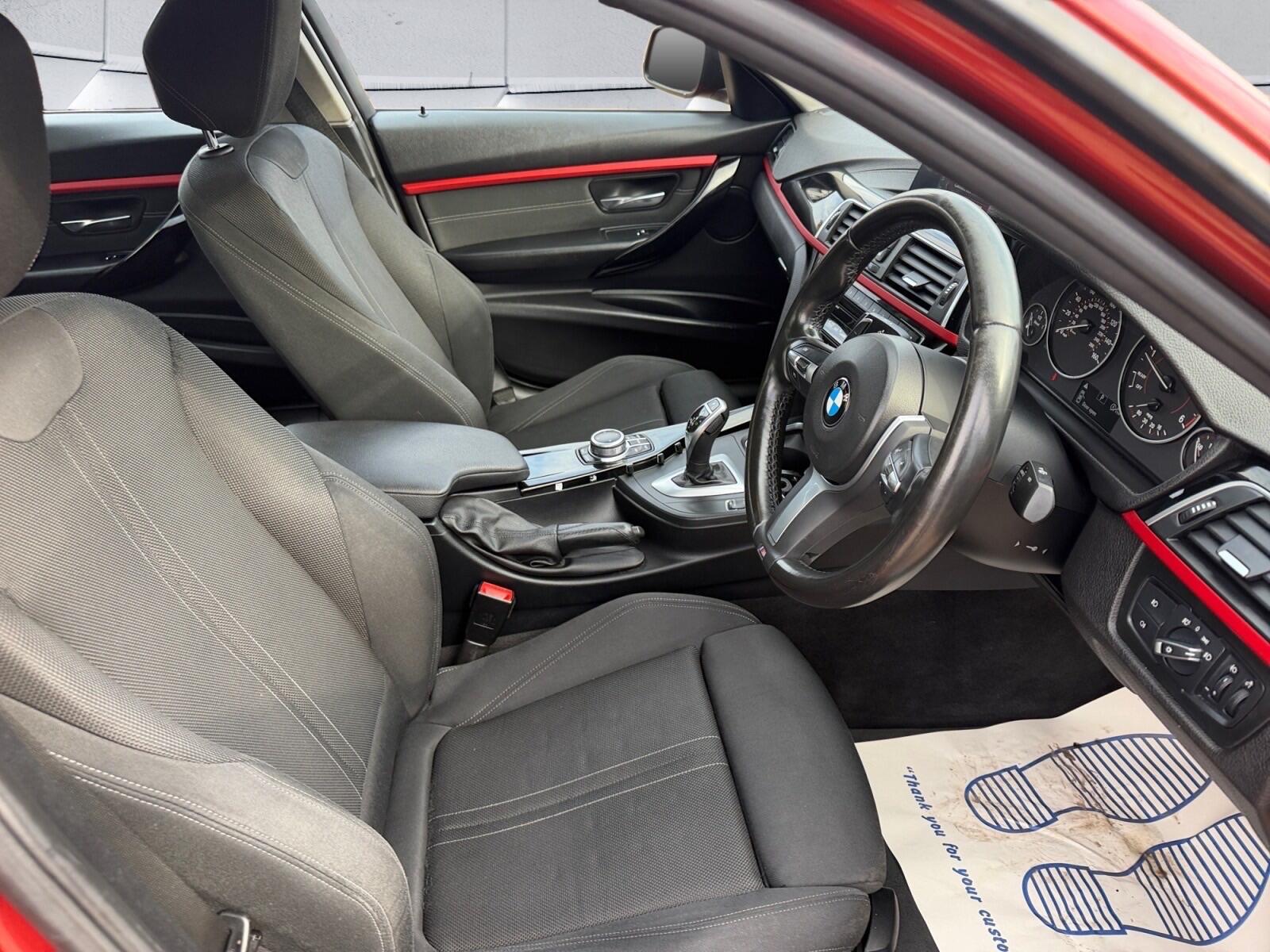 BMW 3 Series view 9