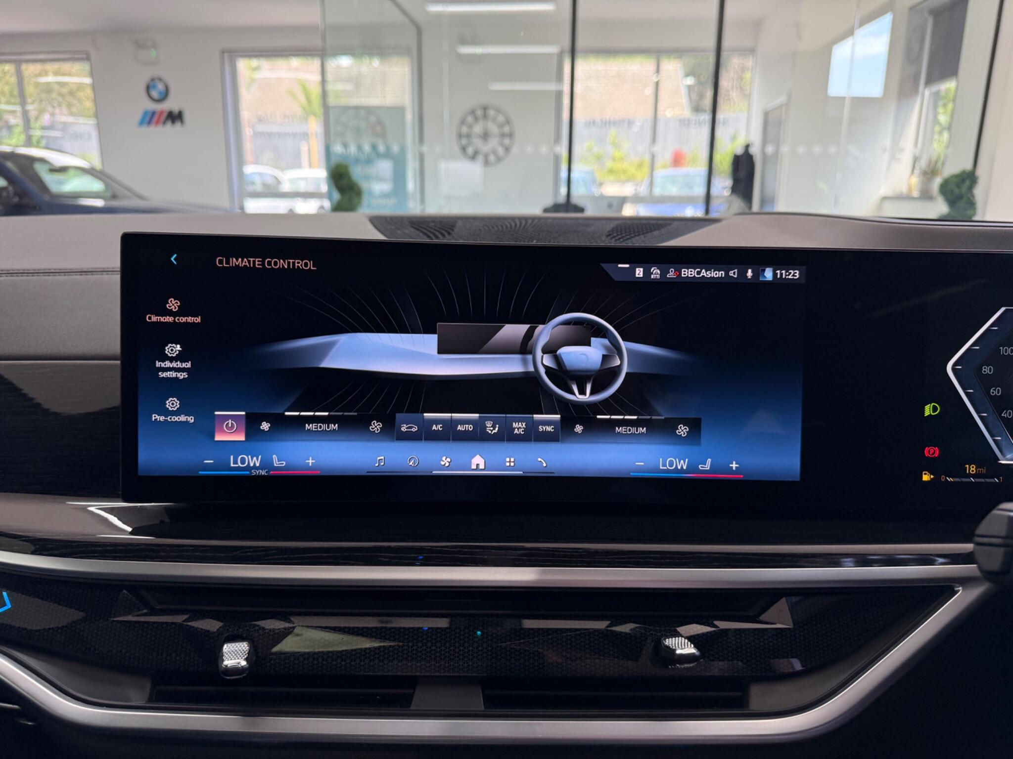 BMW X7 view 84