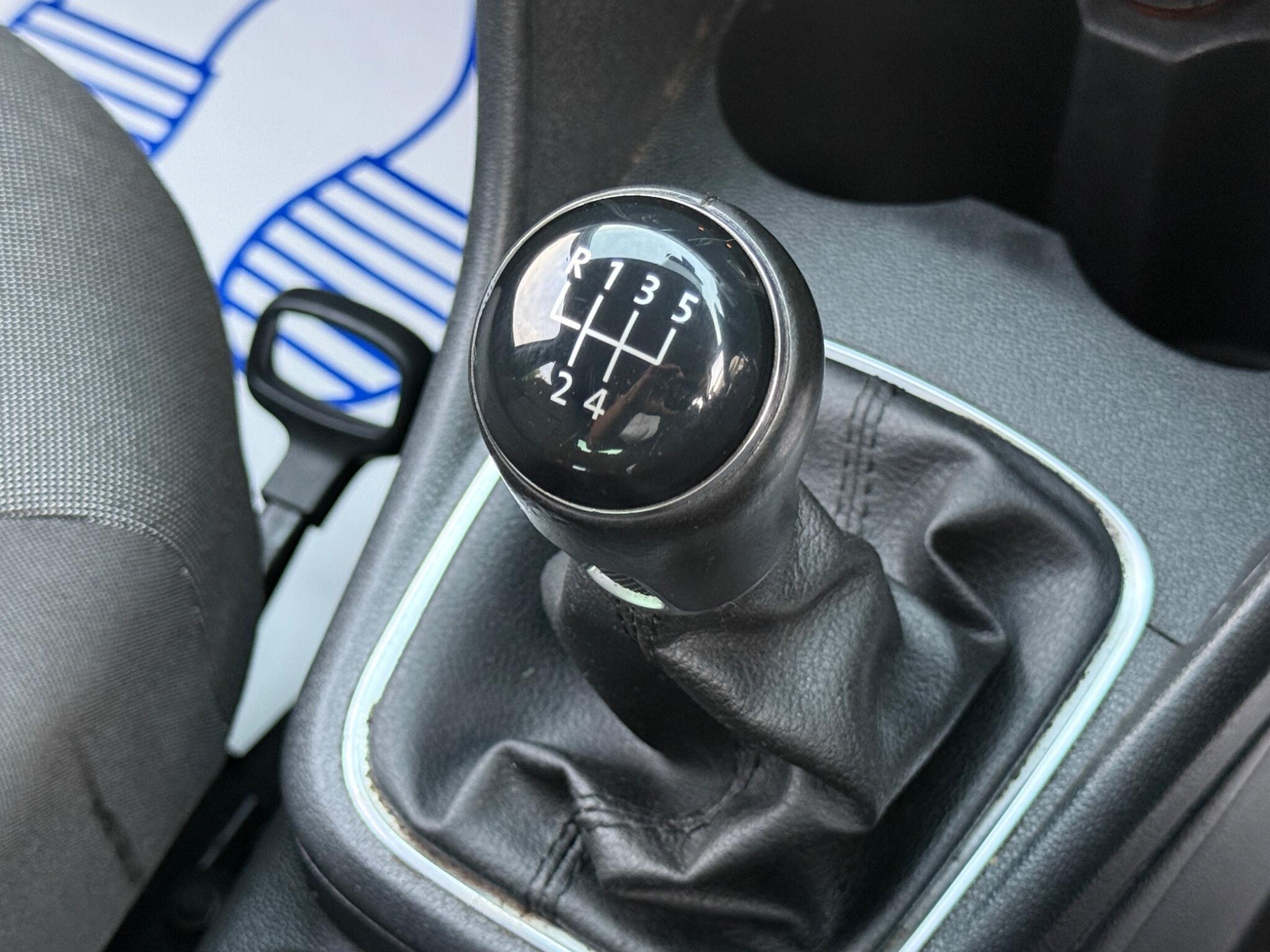 Volkswagen Polo - Image 53