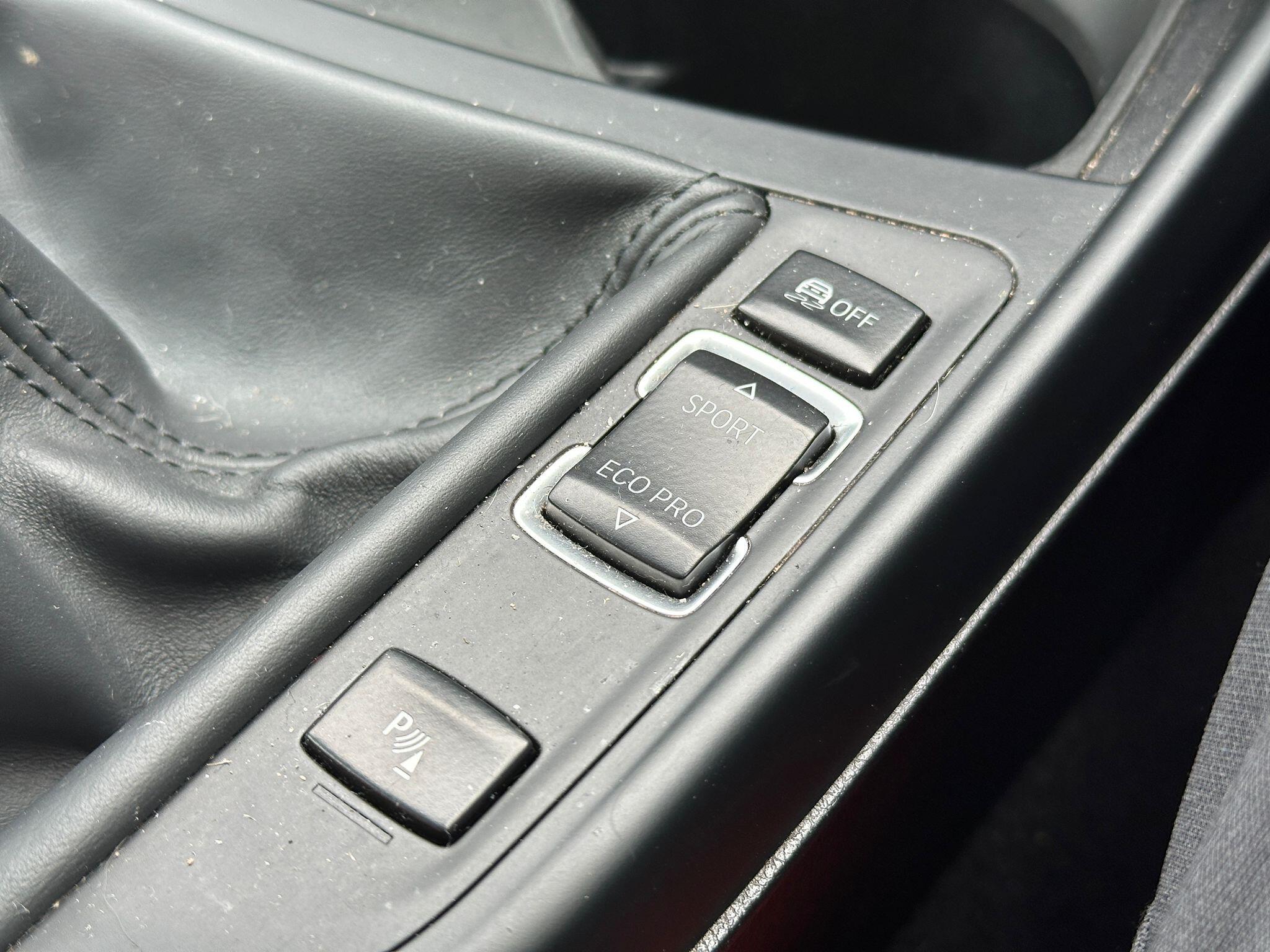 BMW 2 Series view 21