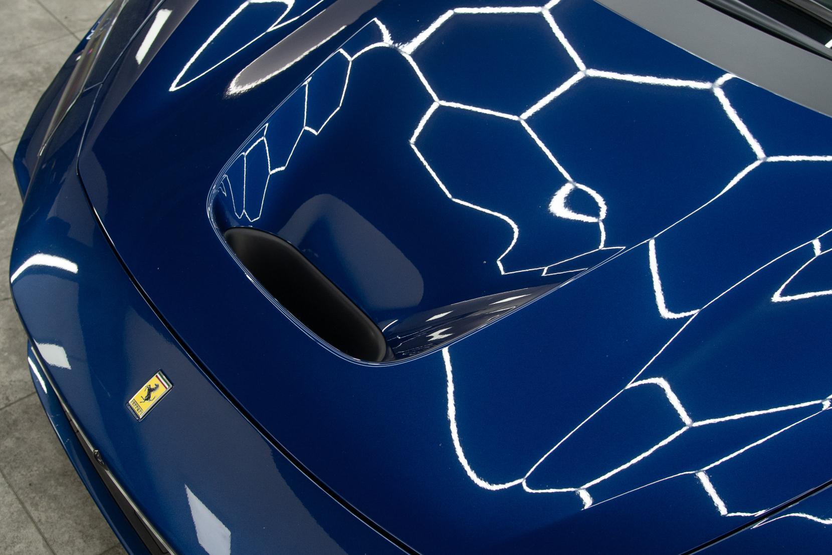 Ferrari F8 Spider view 36