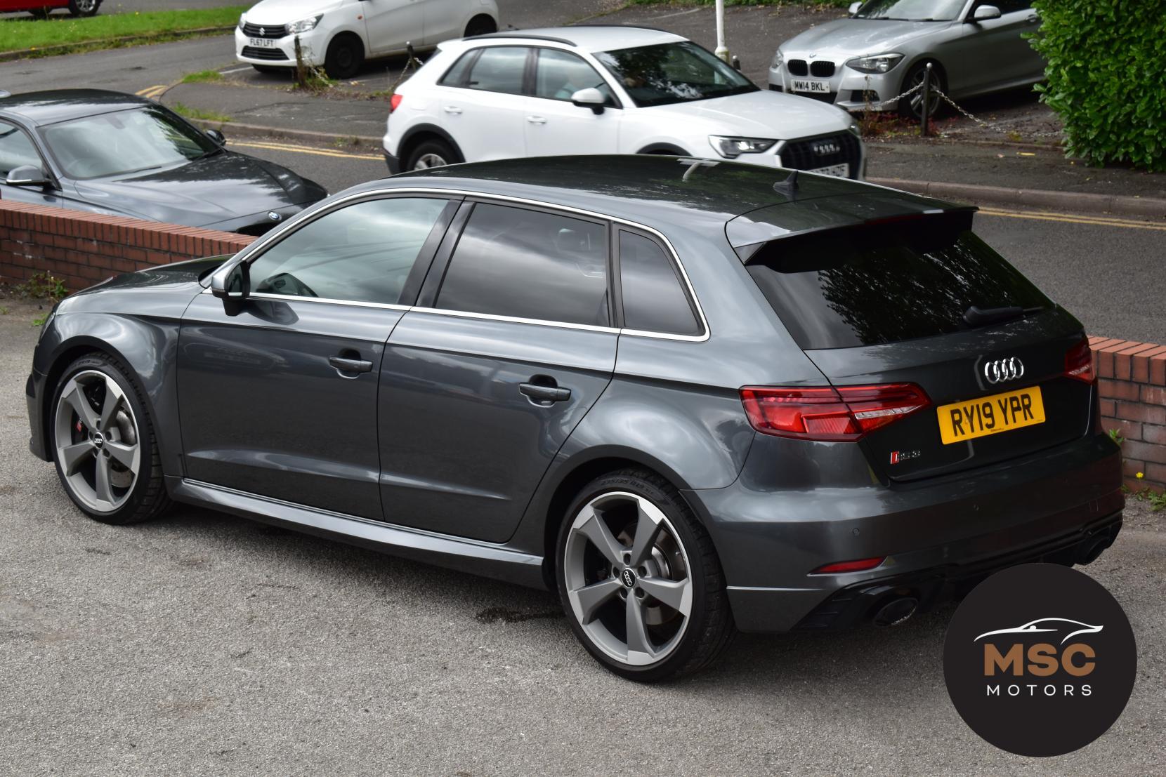 Audi RS3 view 32