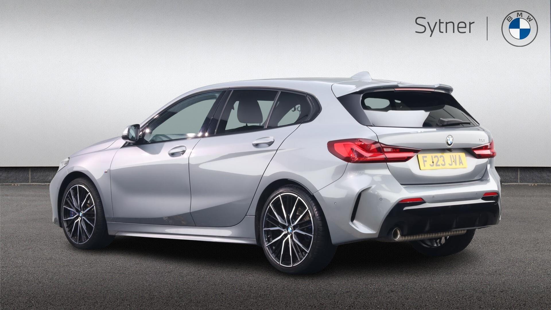 BMW 1 Series view 2