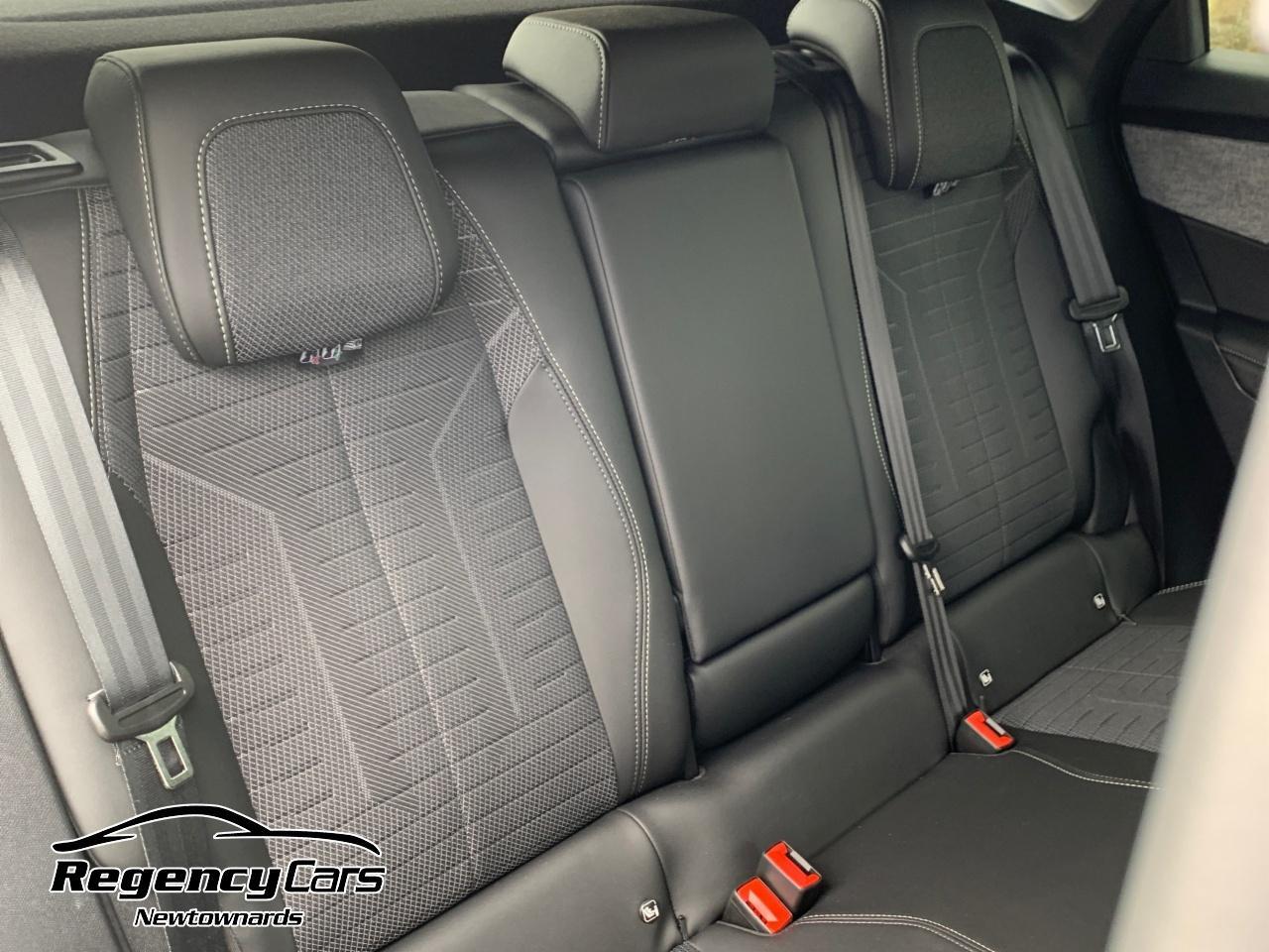 Peugeot 3008 view 16
