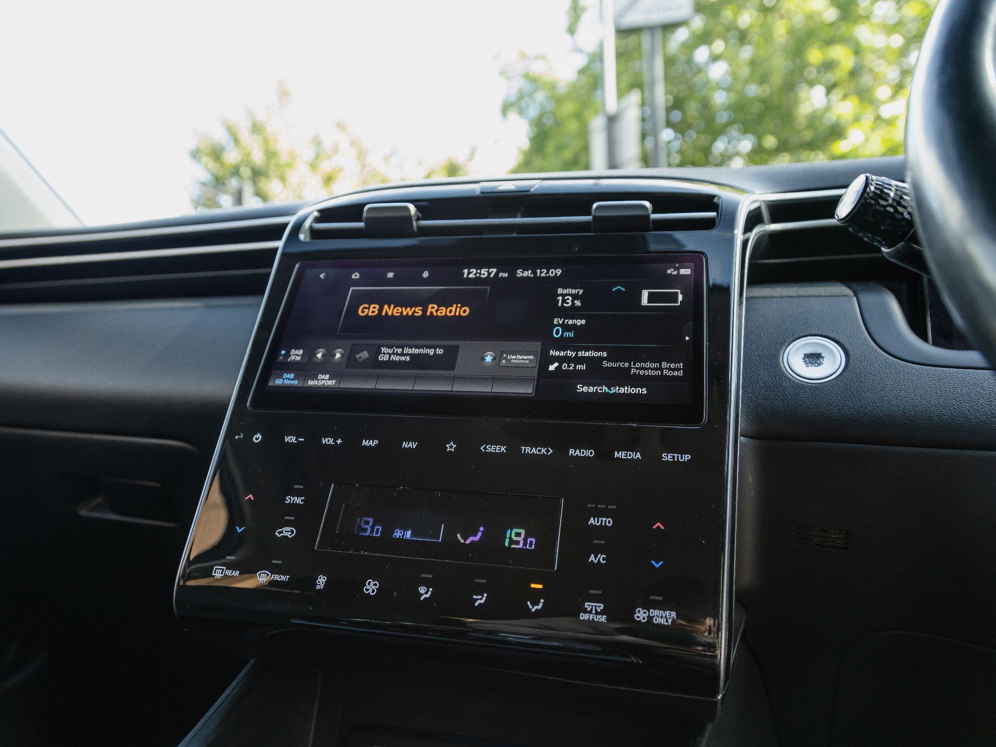 Hyundai Tucson view 26