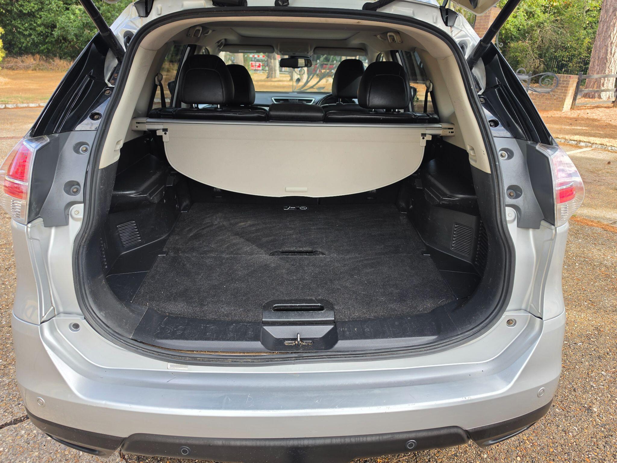 Nissan X-Trail view 25