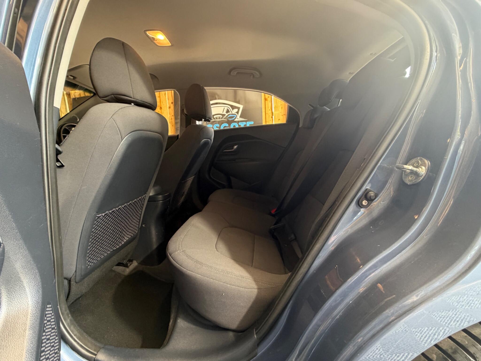 Kia Rio view 19
