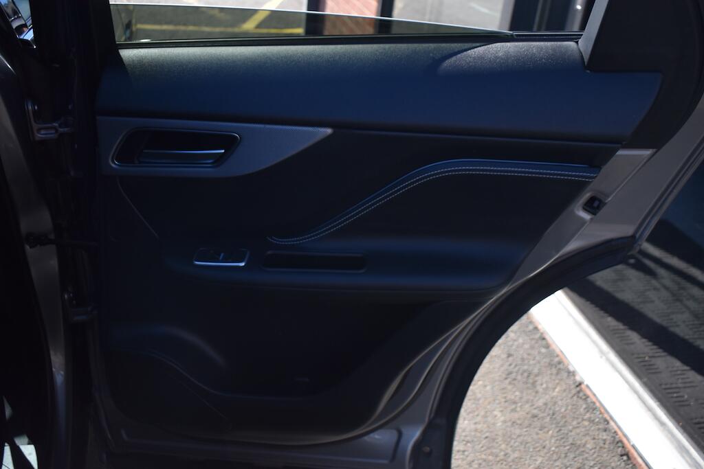 Jaguar F-Pace view 36