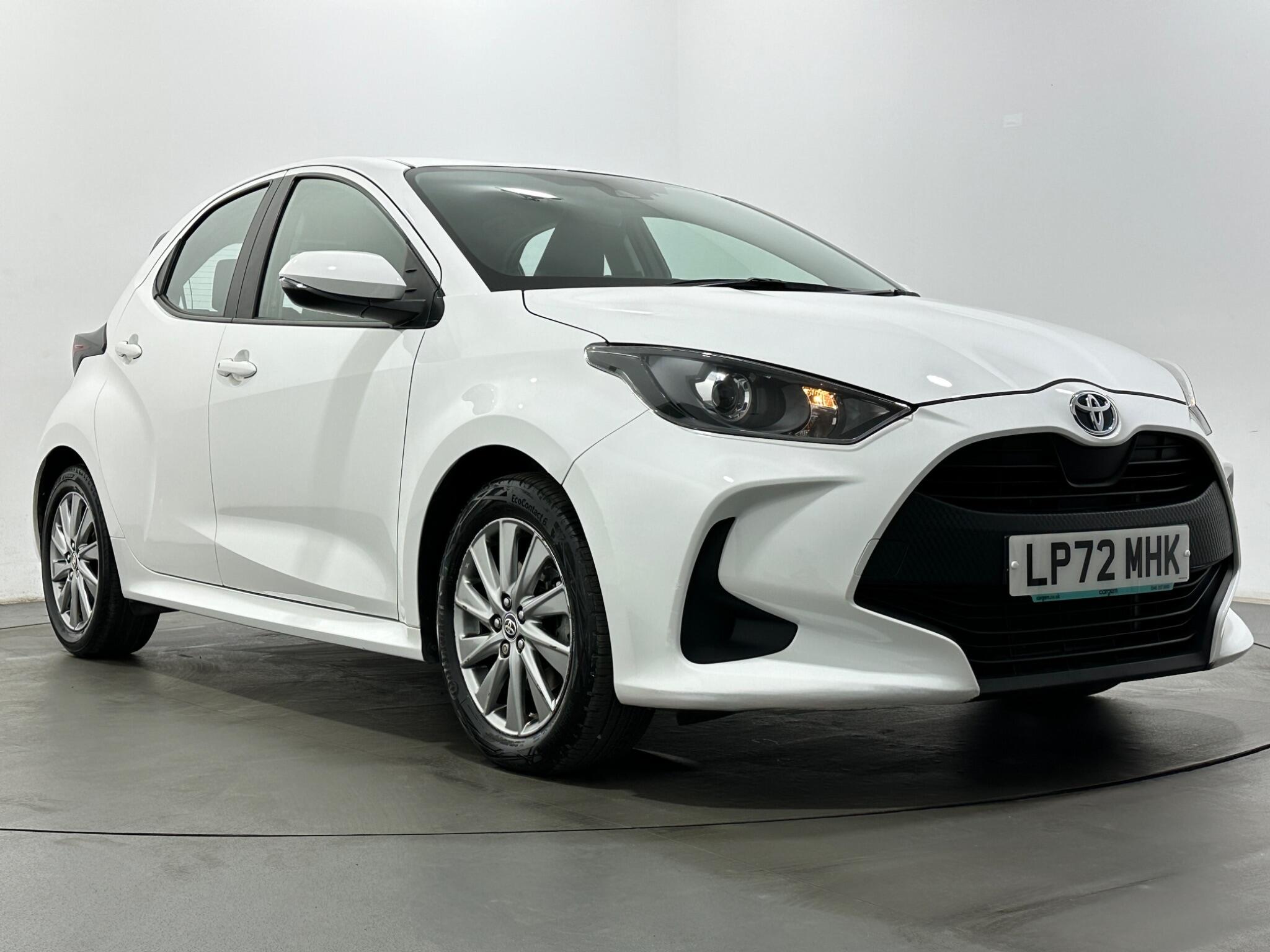 Toyota Yaris view 50