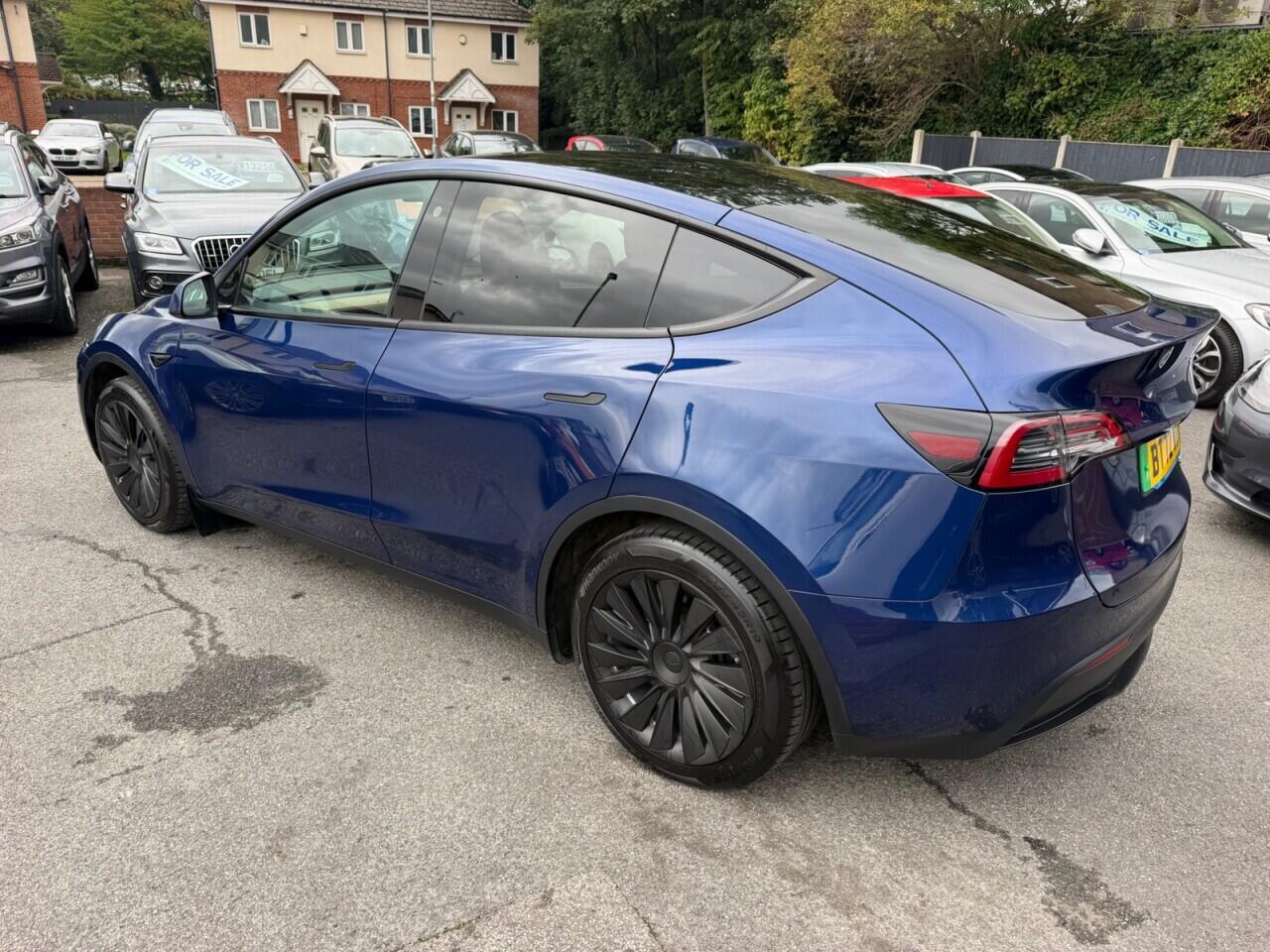 Tesla Model Y view 7