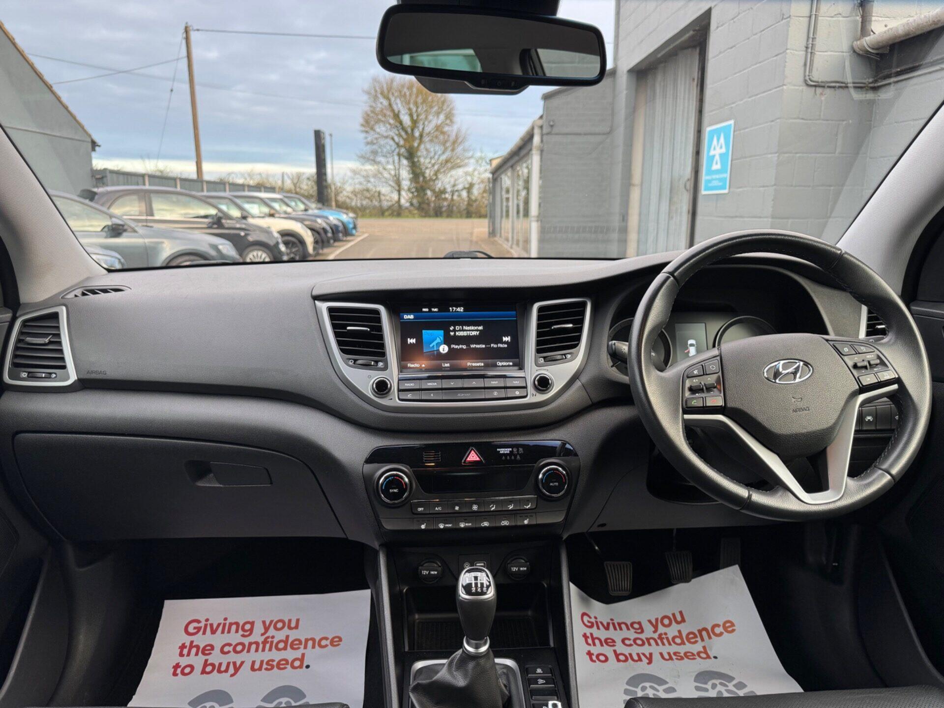 Hyundai Tucson view 43