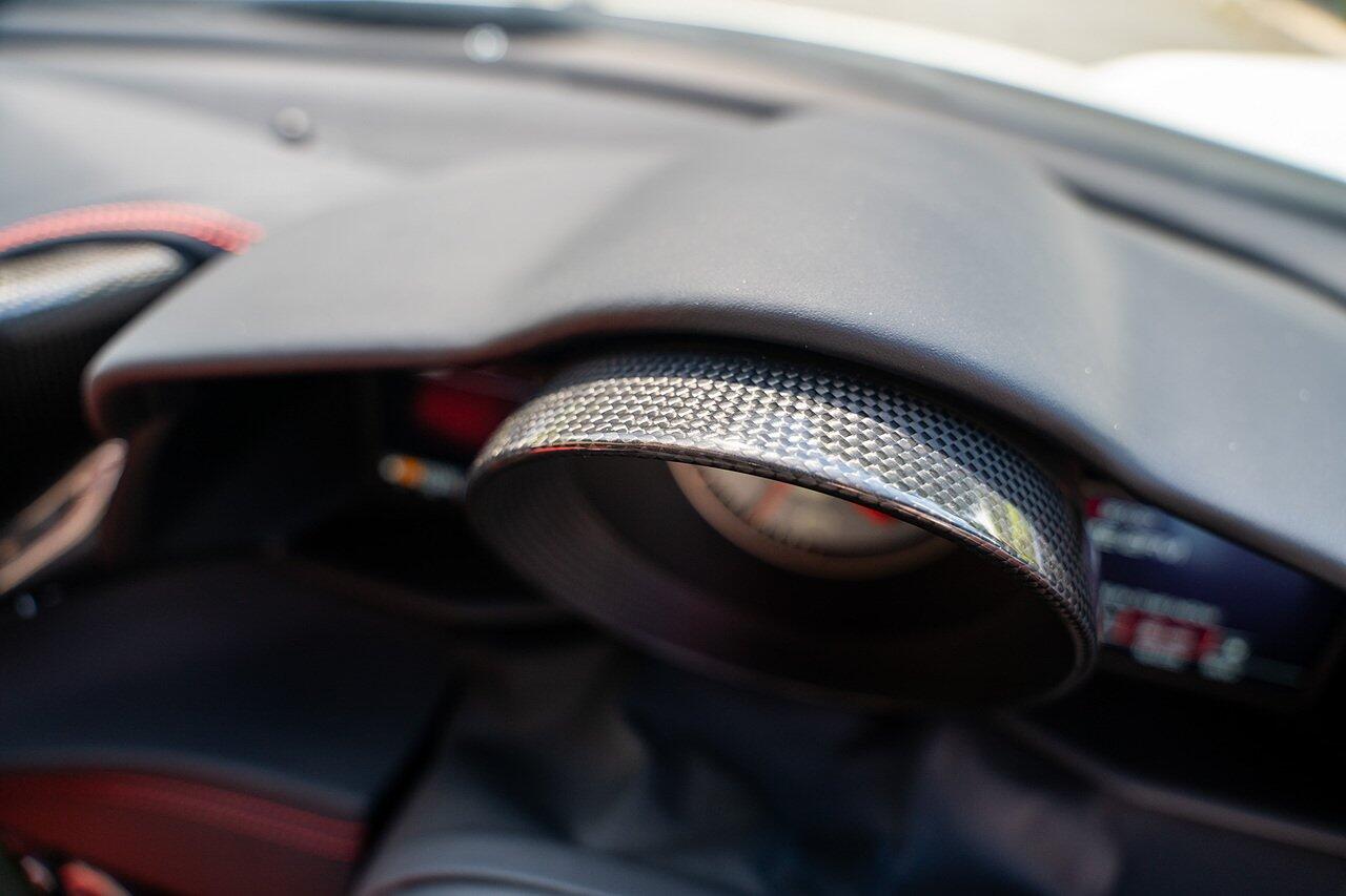 Ferrari 488 view 89