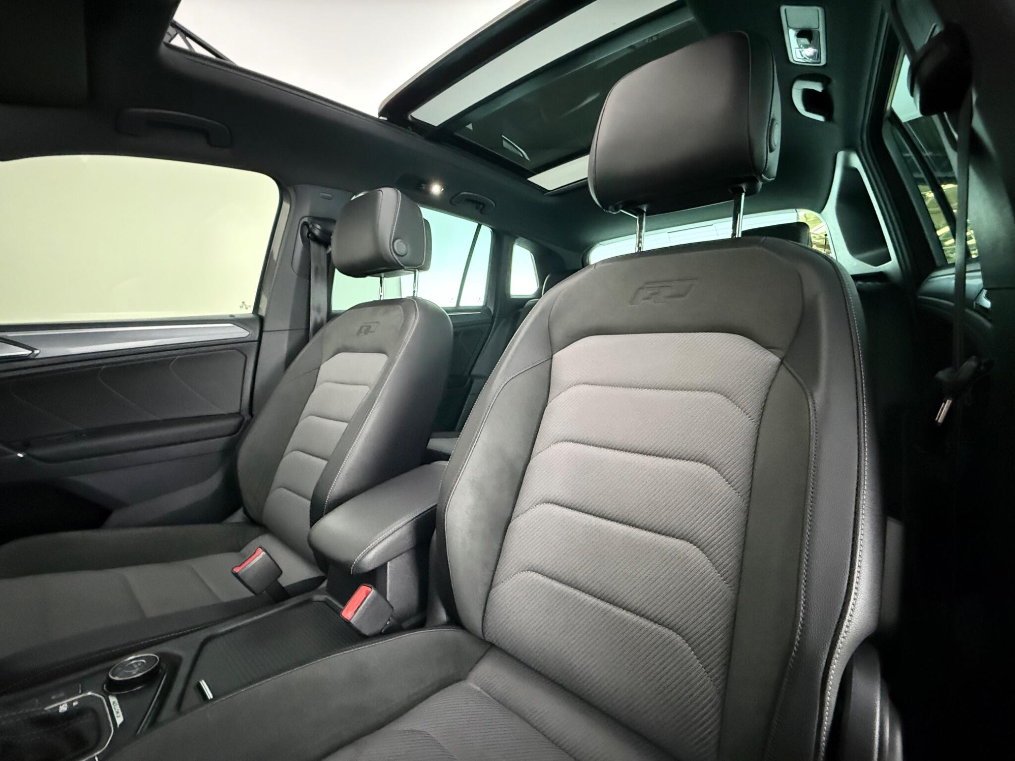 Volkswagen Tiguan view 29