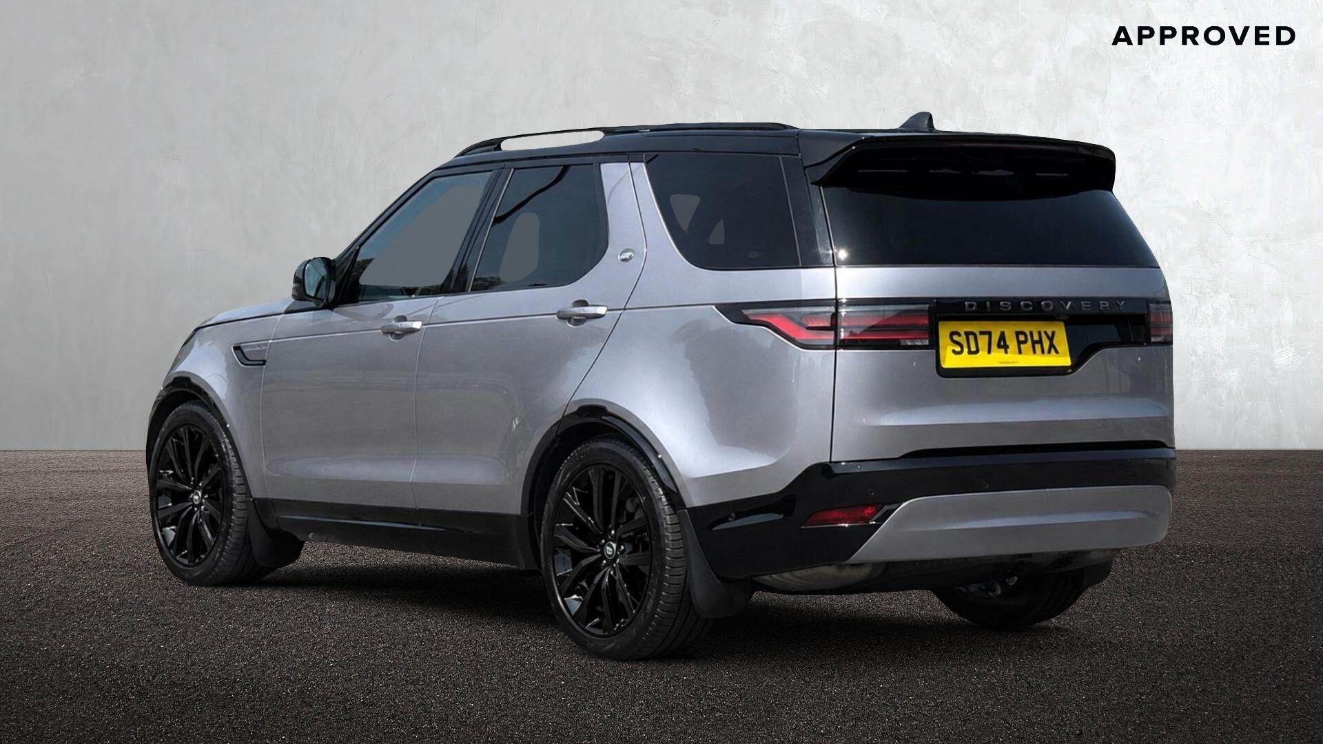 Land Rover Discovery view 2