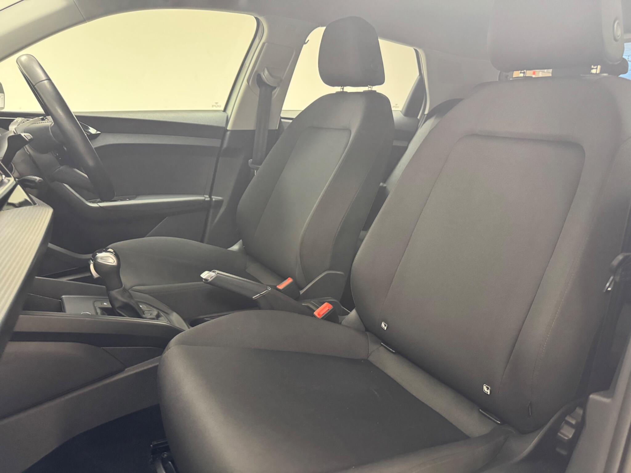 Audi A1 view 25