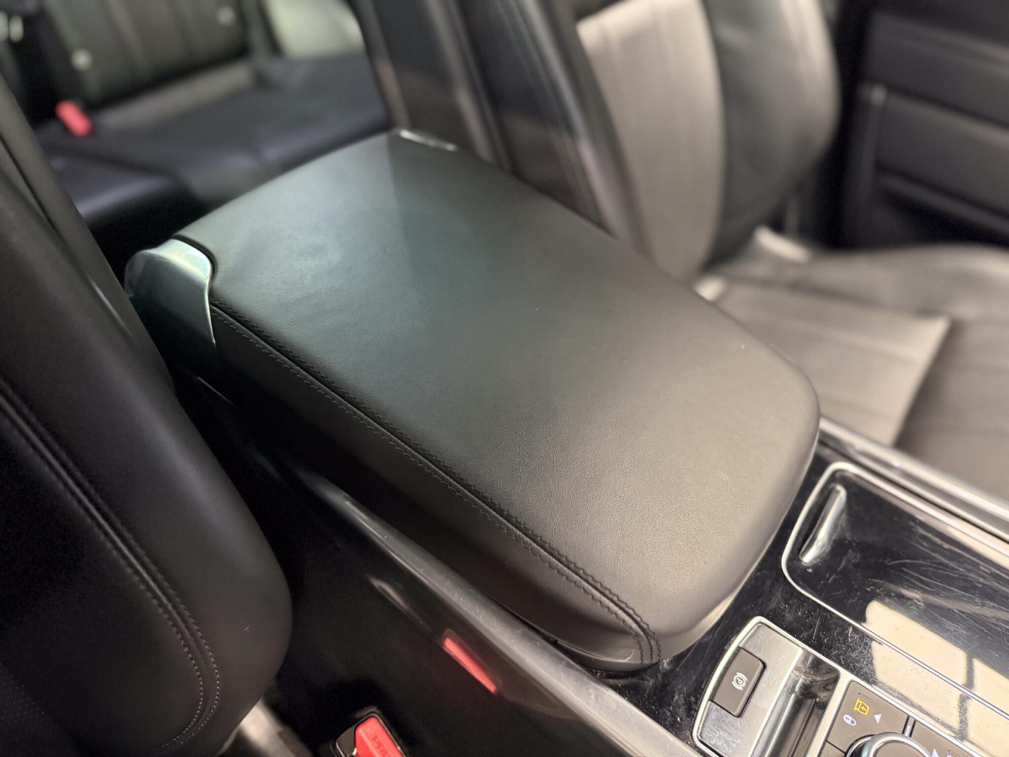 Land Rover Range Rover Sport view 34